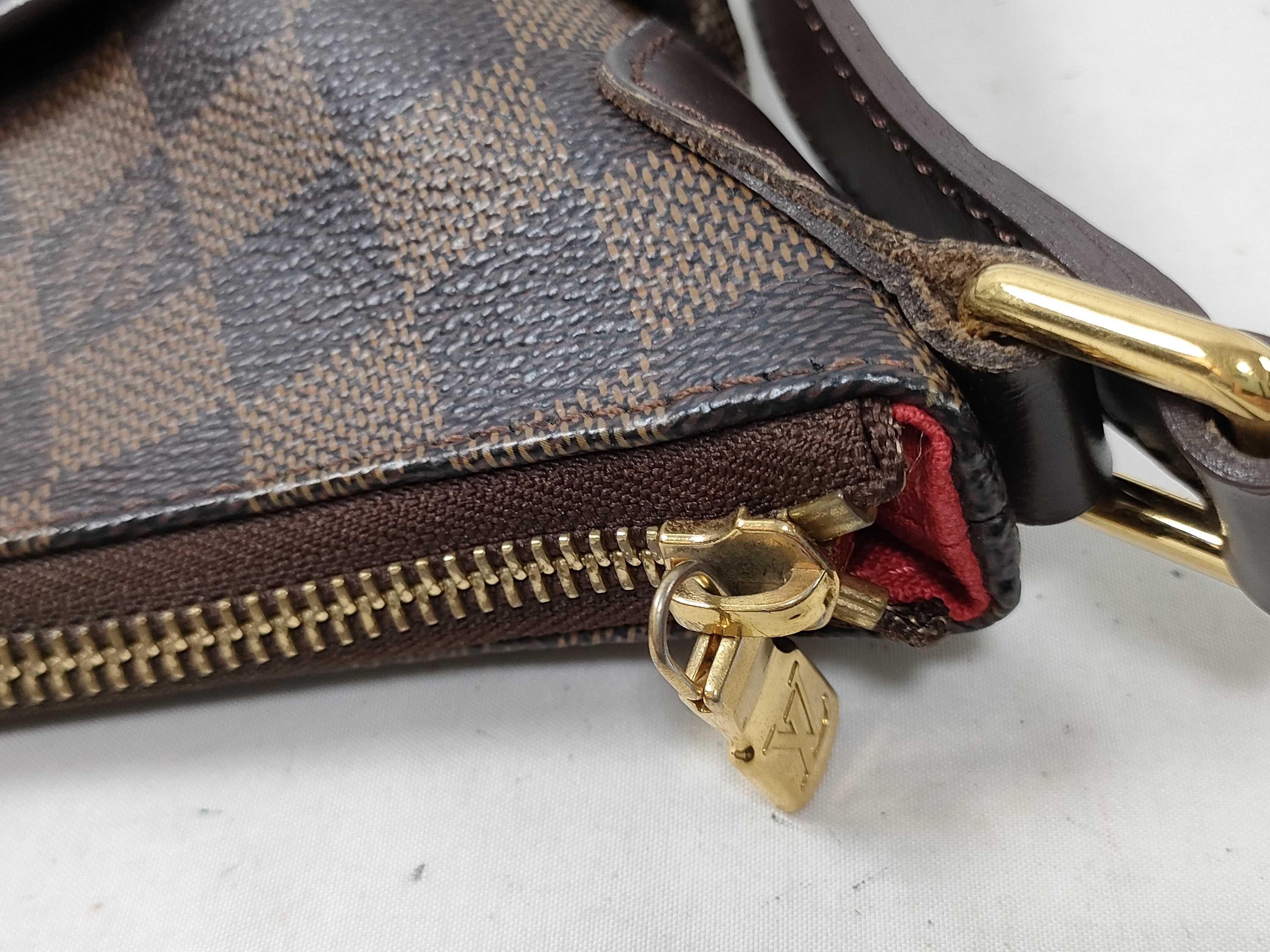 Damier Bloomsbury PM N42251 Shoulder Bag — view 7