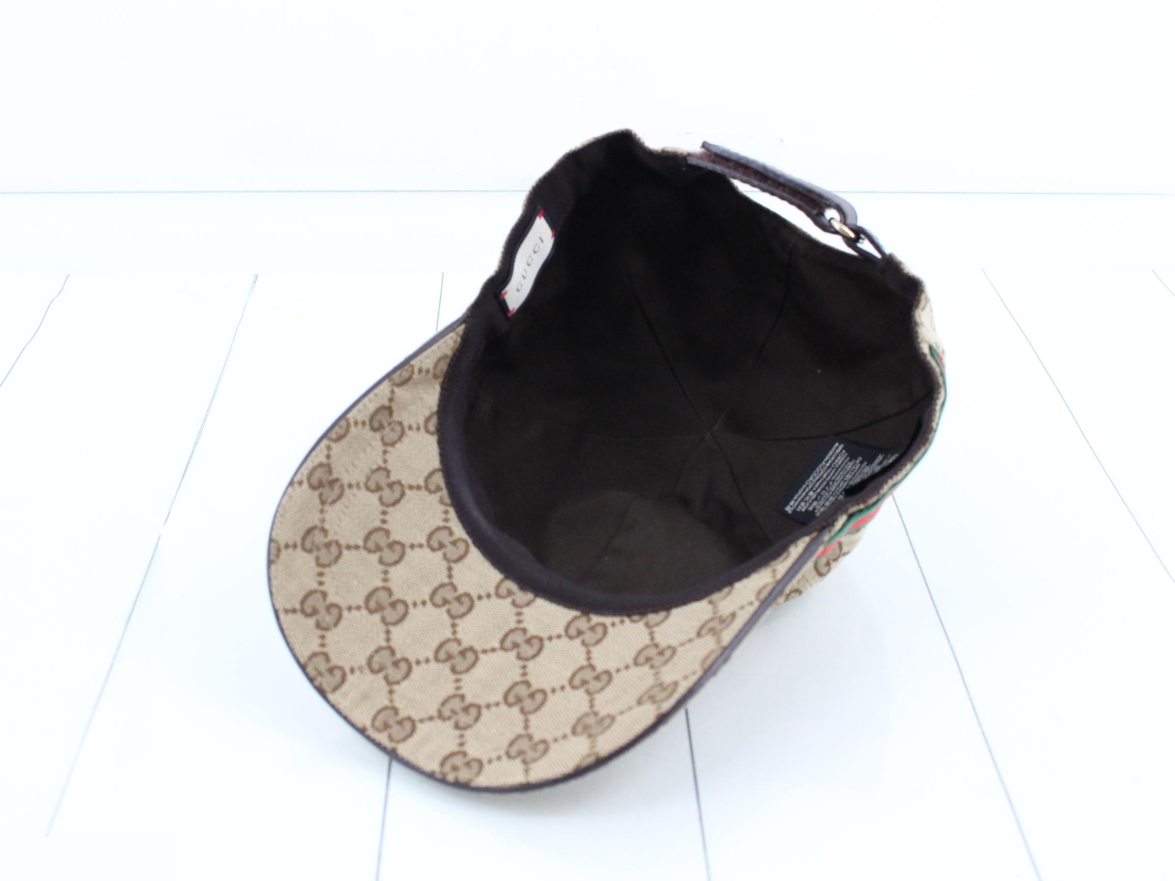cap — view 3