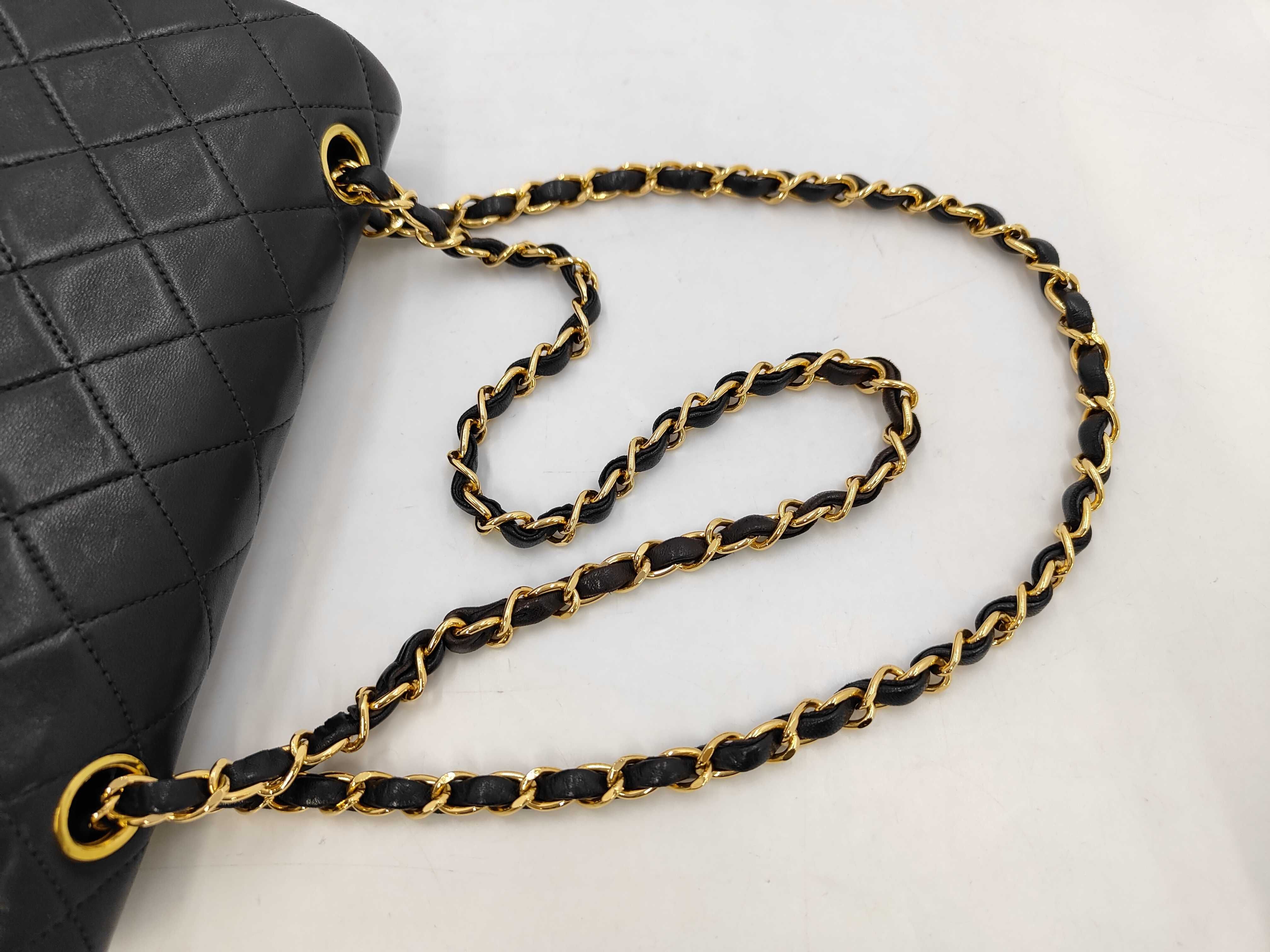 Matelassé 23 Black Lambskin Shoulder Bag with Gold Hardware — view 5