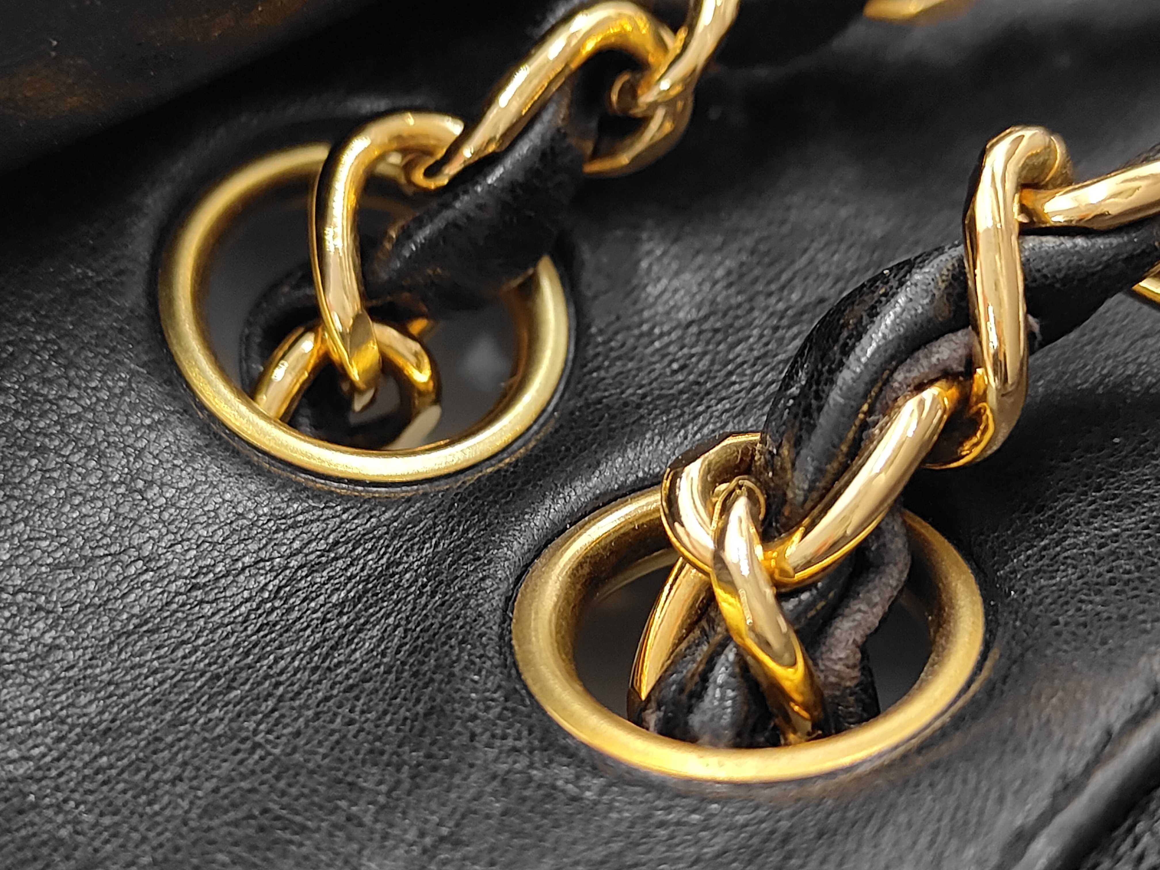 Matelassé 23 Black Lambskin Shoulder Bag with Gold Hardware — view 7