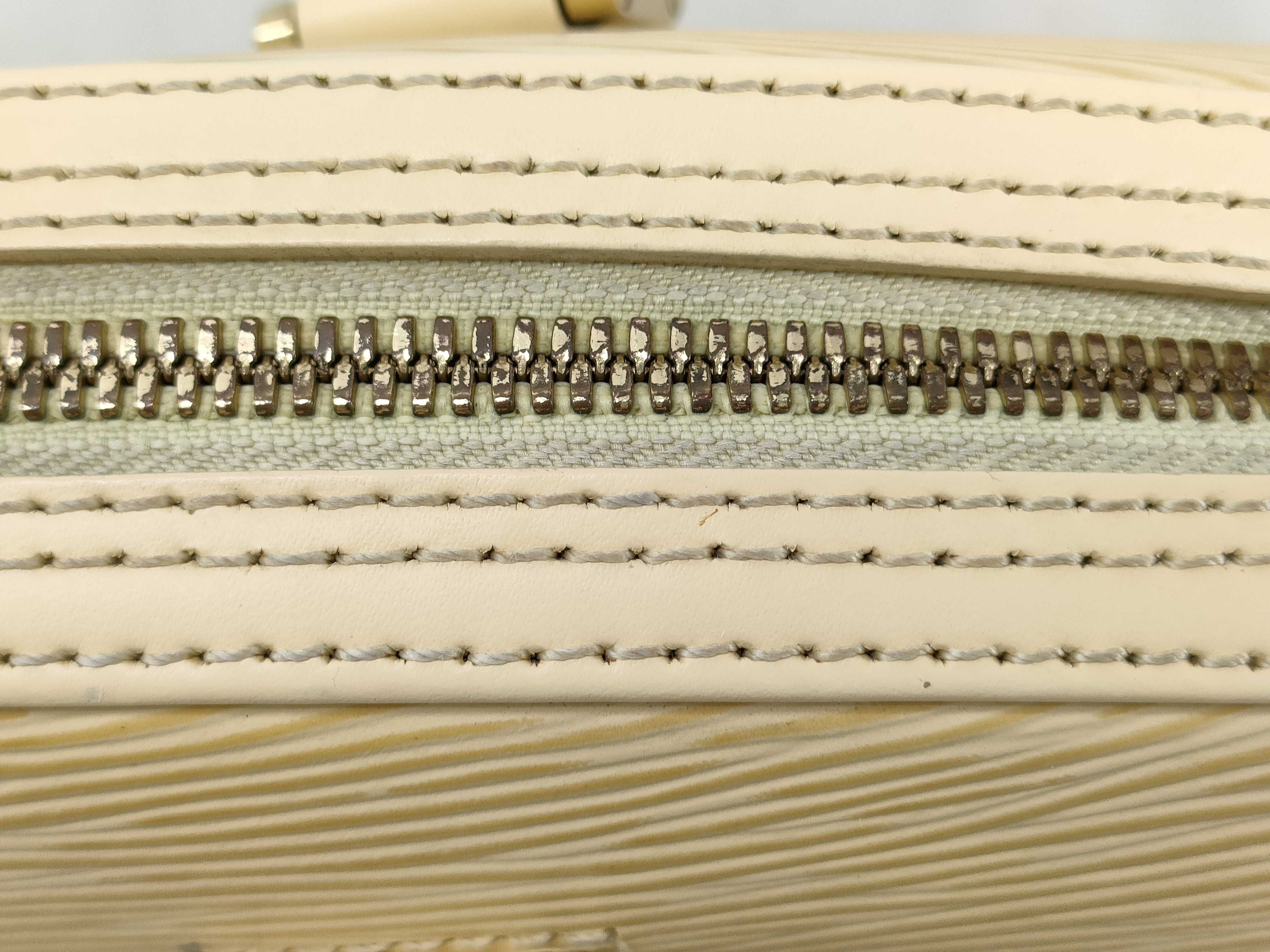 Epi Leather Jasmine Handbag Mini Boston Yellow Beige Matte Gold M5208A TH1010 Handbag — view 8