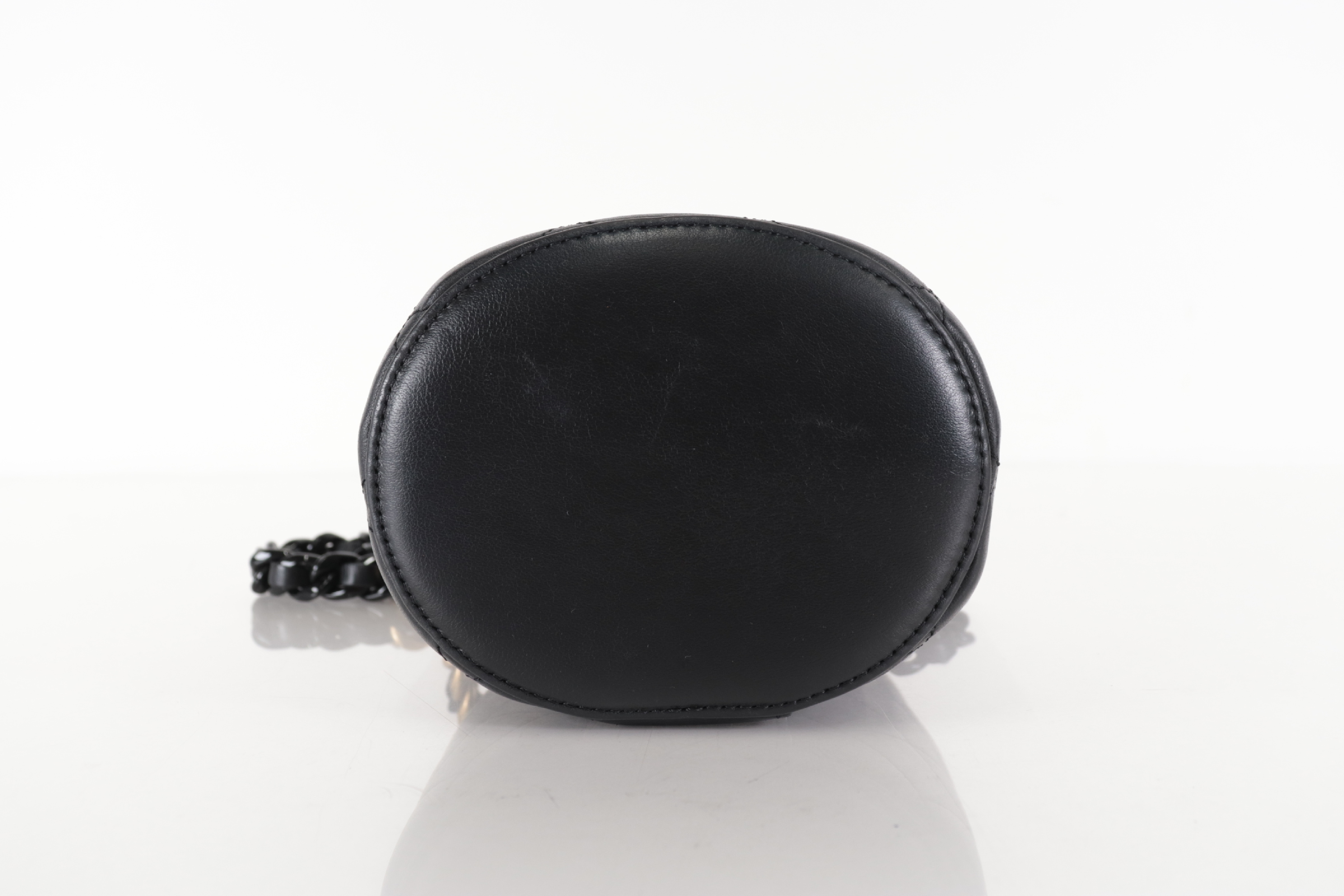 Lambskin Coco Charm Combination Chain Vanity Seal Plate Shoulder Bag — view 7