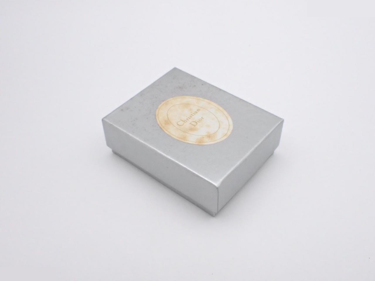 Other lines: Precious metals and earrings — view 4