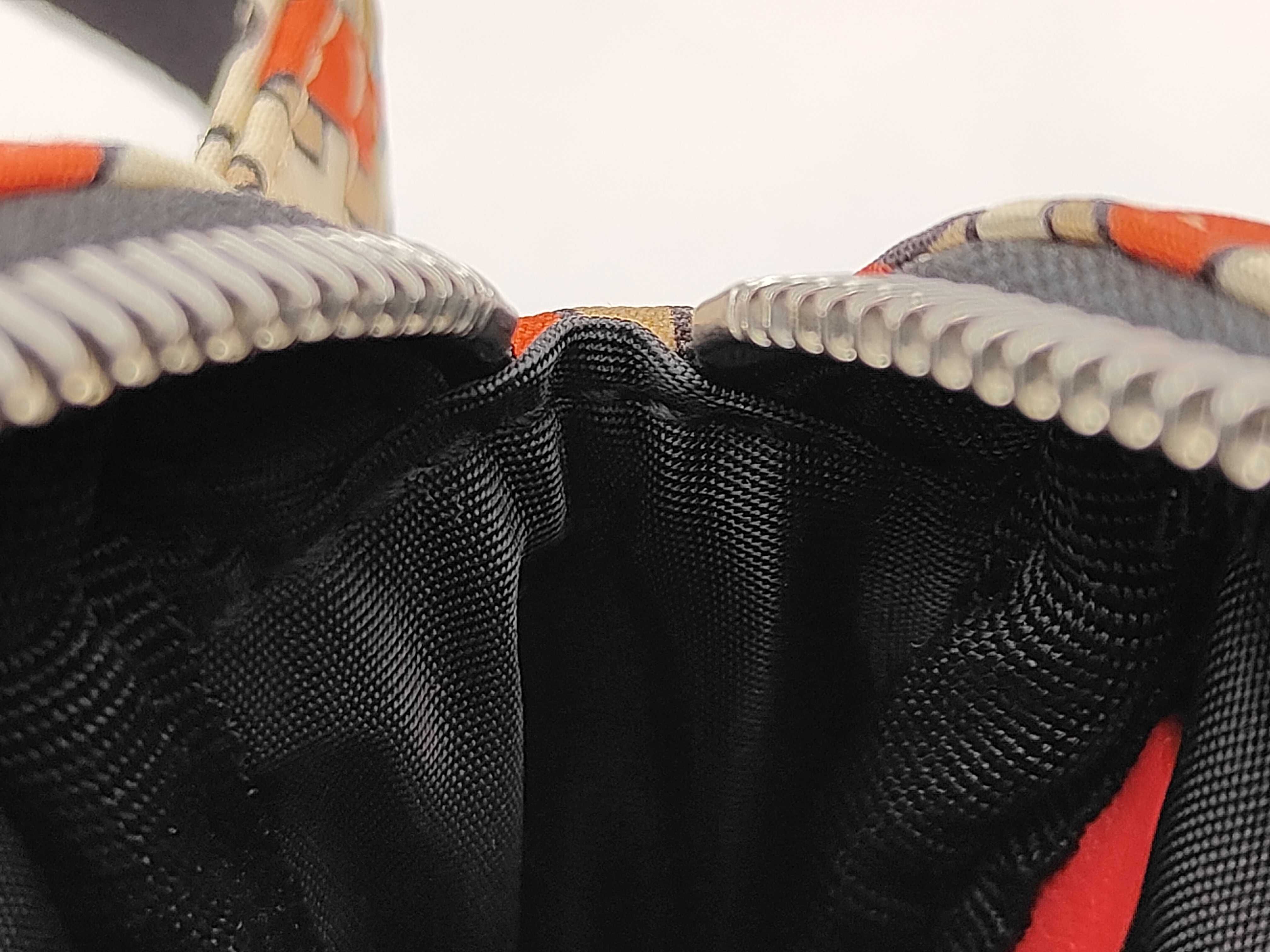 body bag, red x white. — view 7