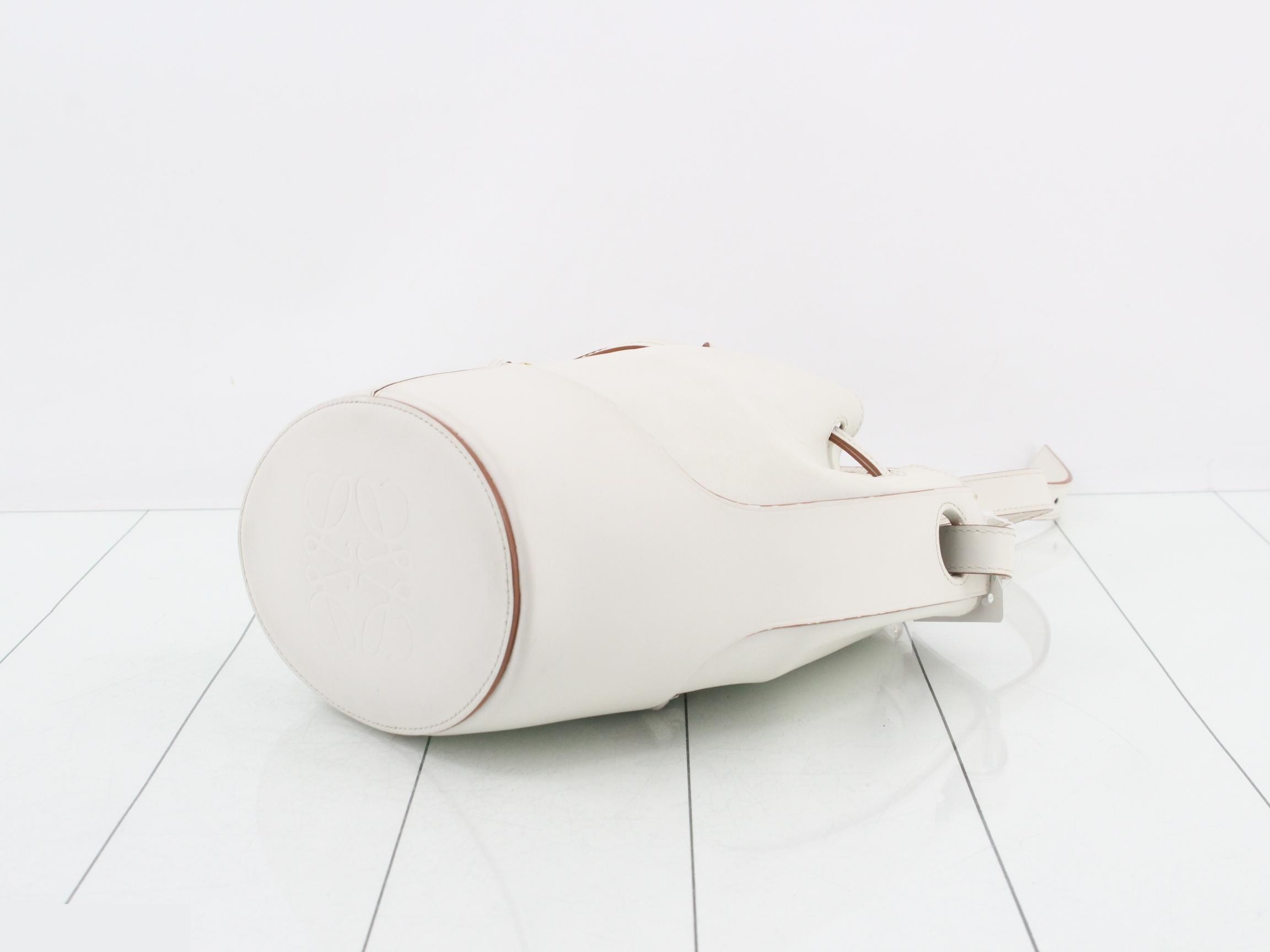Balloon Shoulder Bag — view 6