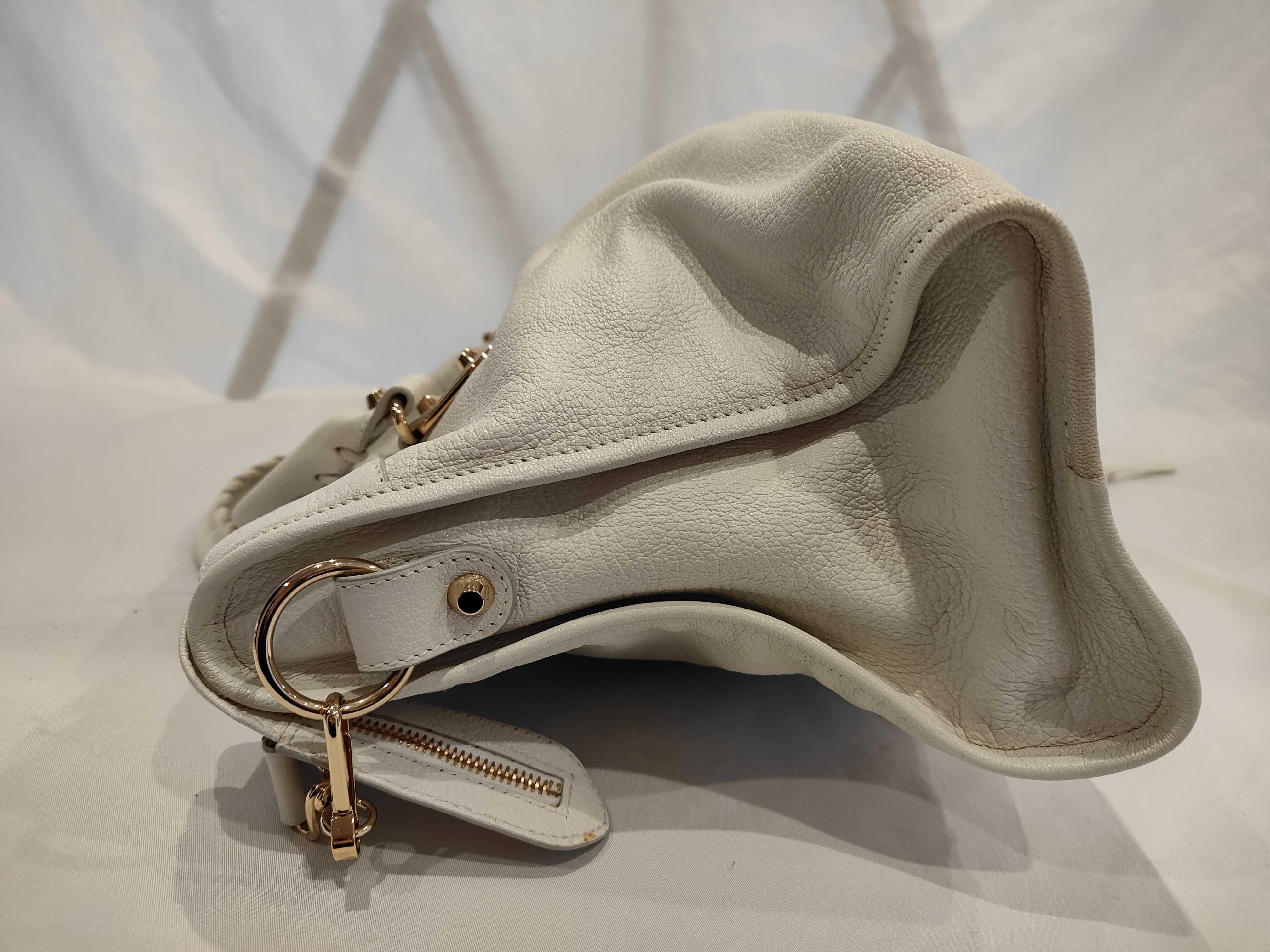 The Giant City Crack Edge City Shoulder Bag — view 5