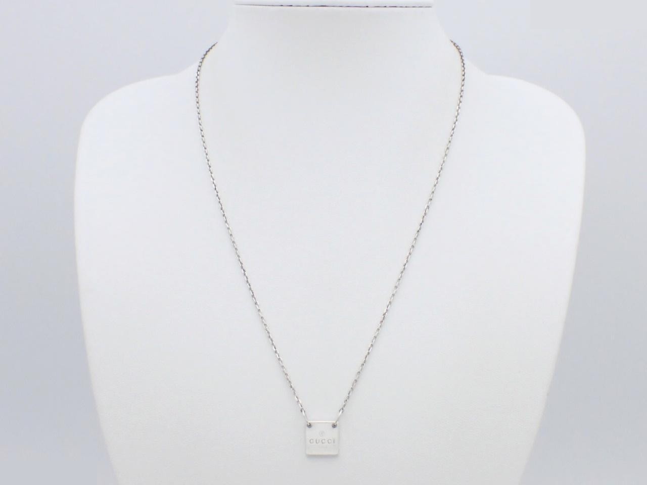 Logo plate necklace, 925 sterling silver, 6.0g, chain approximately 46cm. — view 3