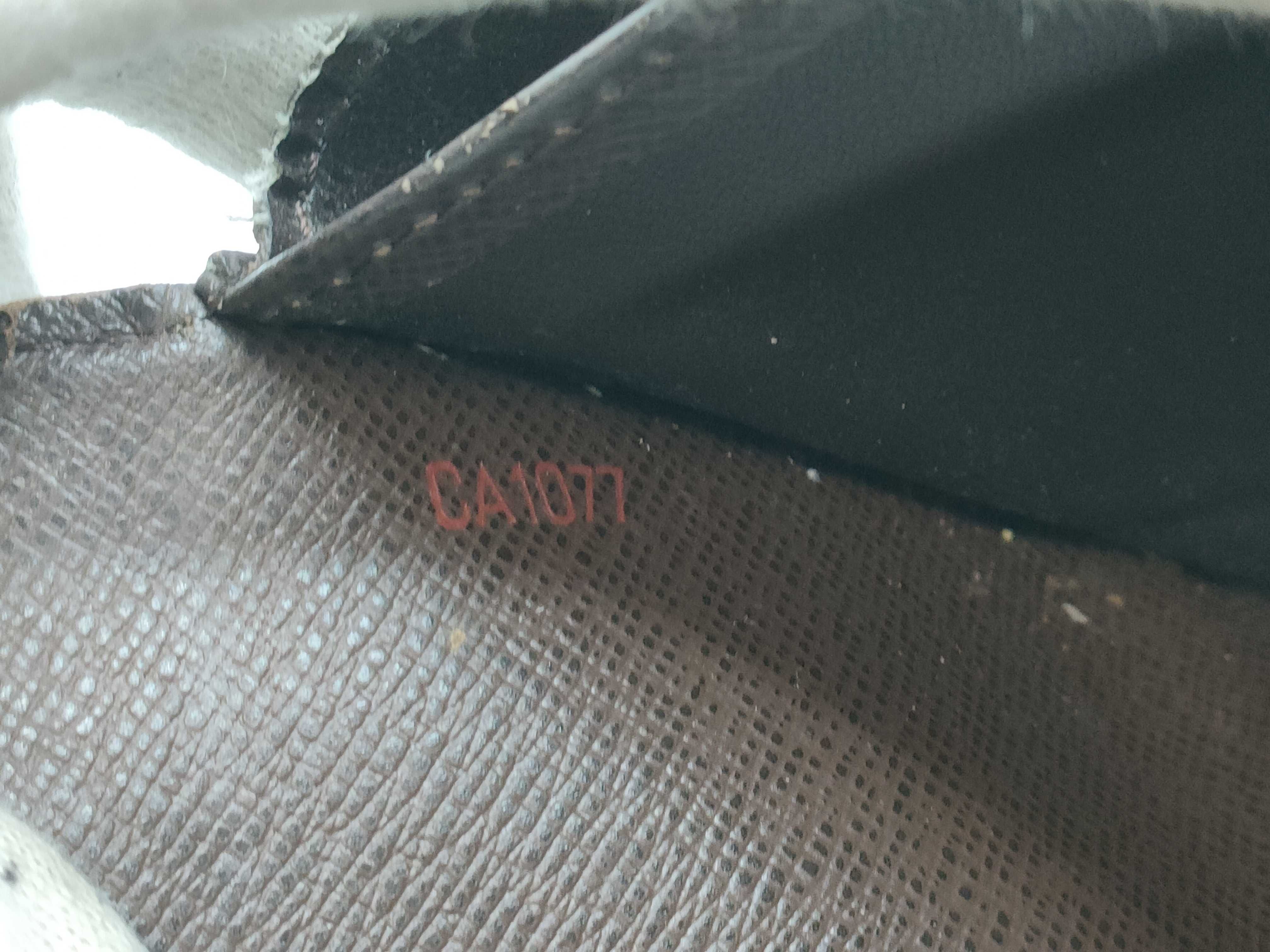 Monogram Portefeuille Sarah Wallet — view 15