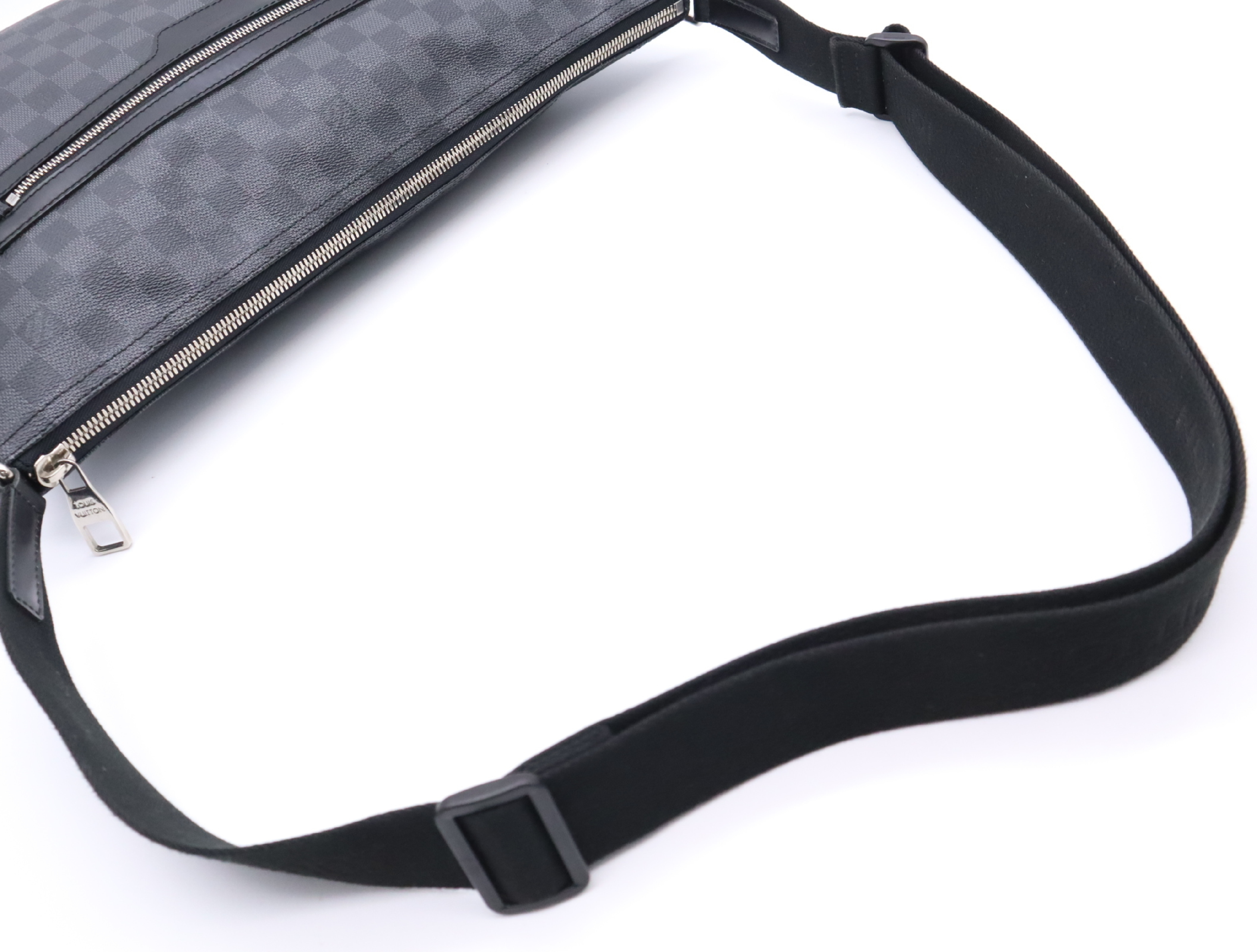 N41106 Graphite Mic MM Shoulder Bag — view 10