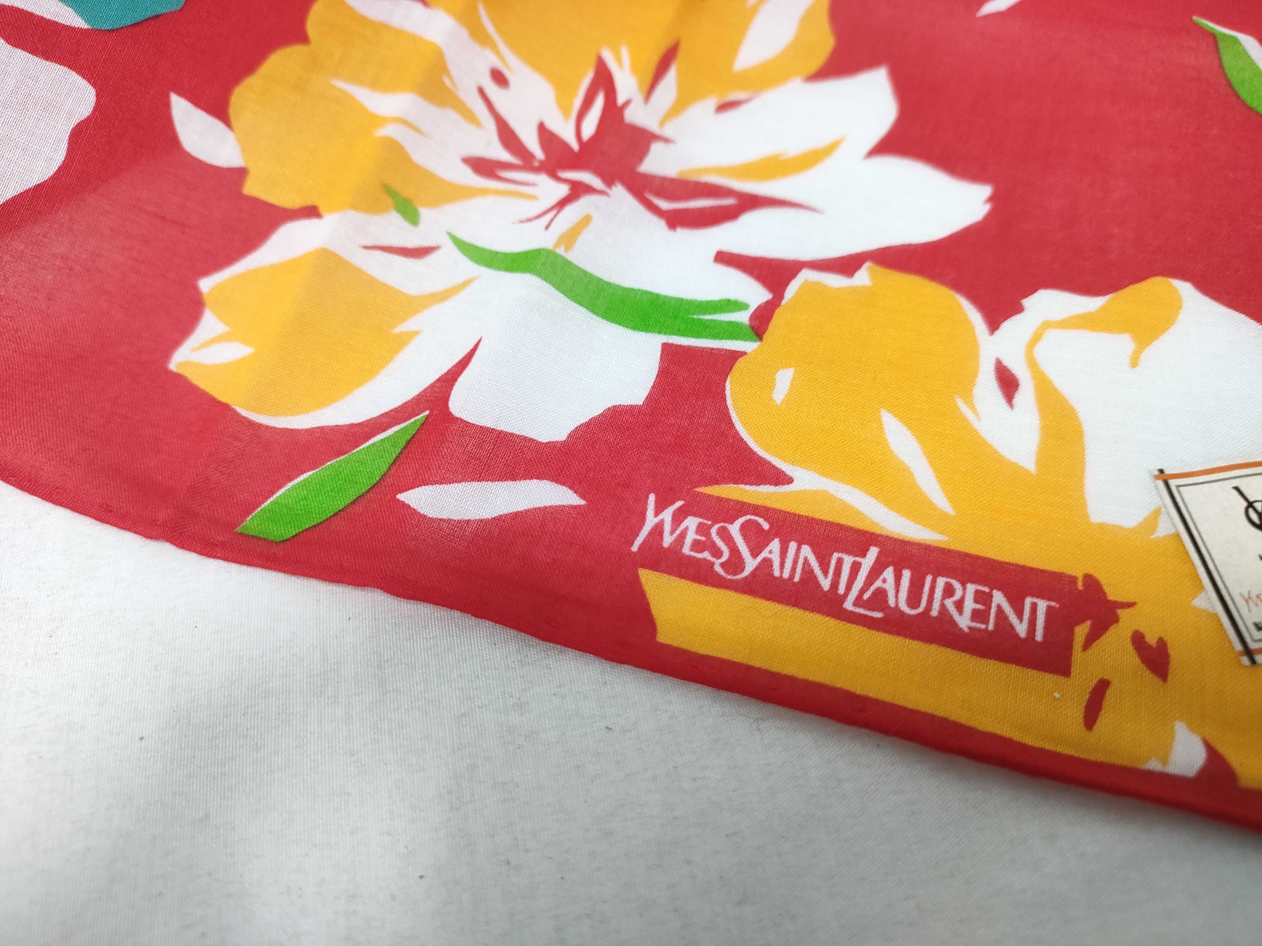 Handkerchief Scarf with Sticker, Floral Pattern, Red, Other Accessories — view 3
