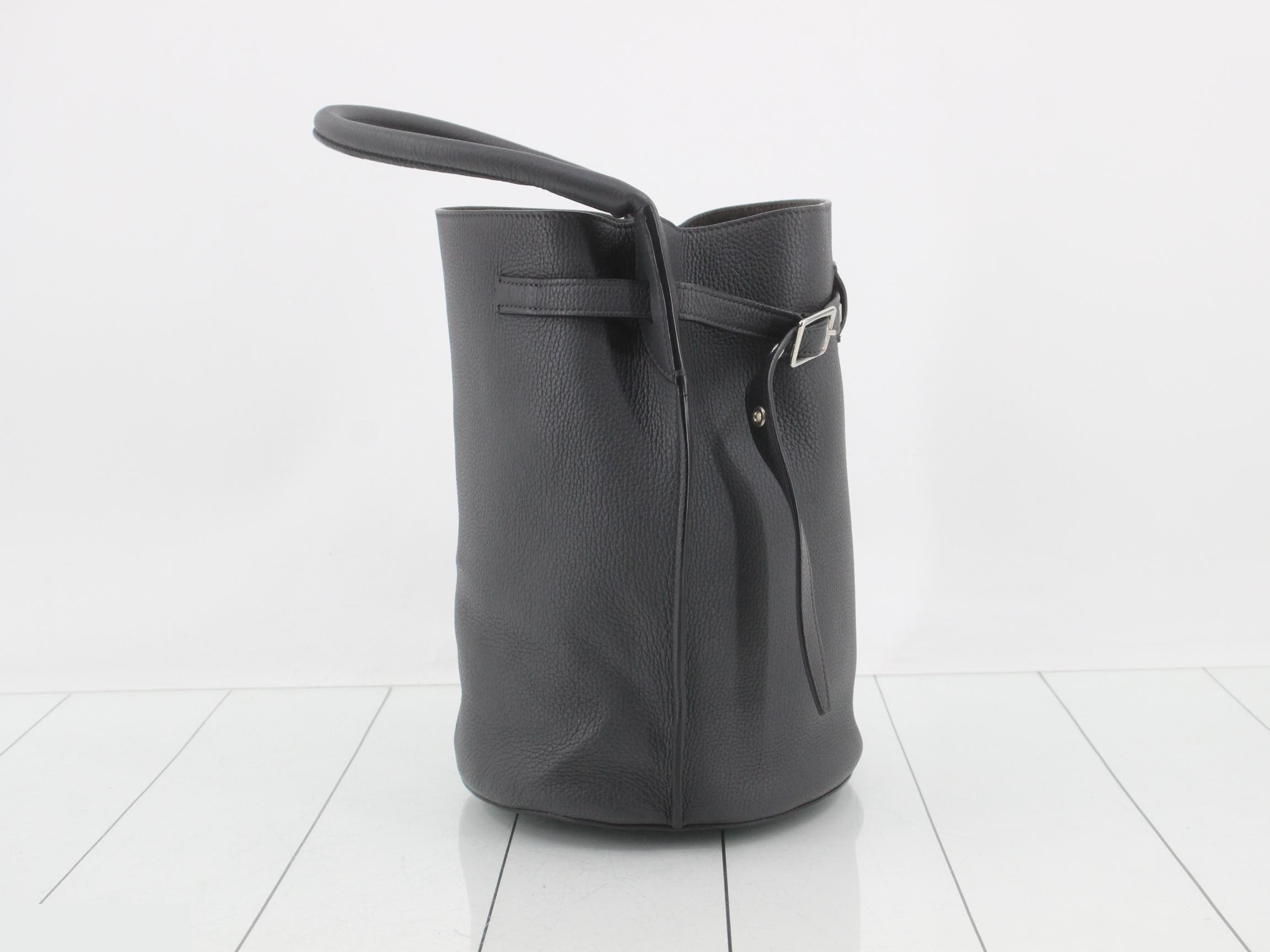 Big Bag Bucket Leather Handbag — view 4