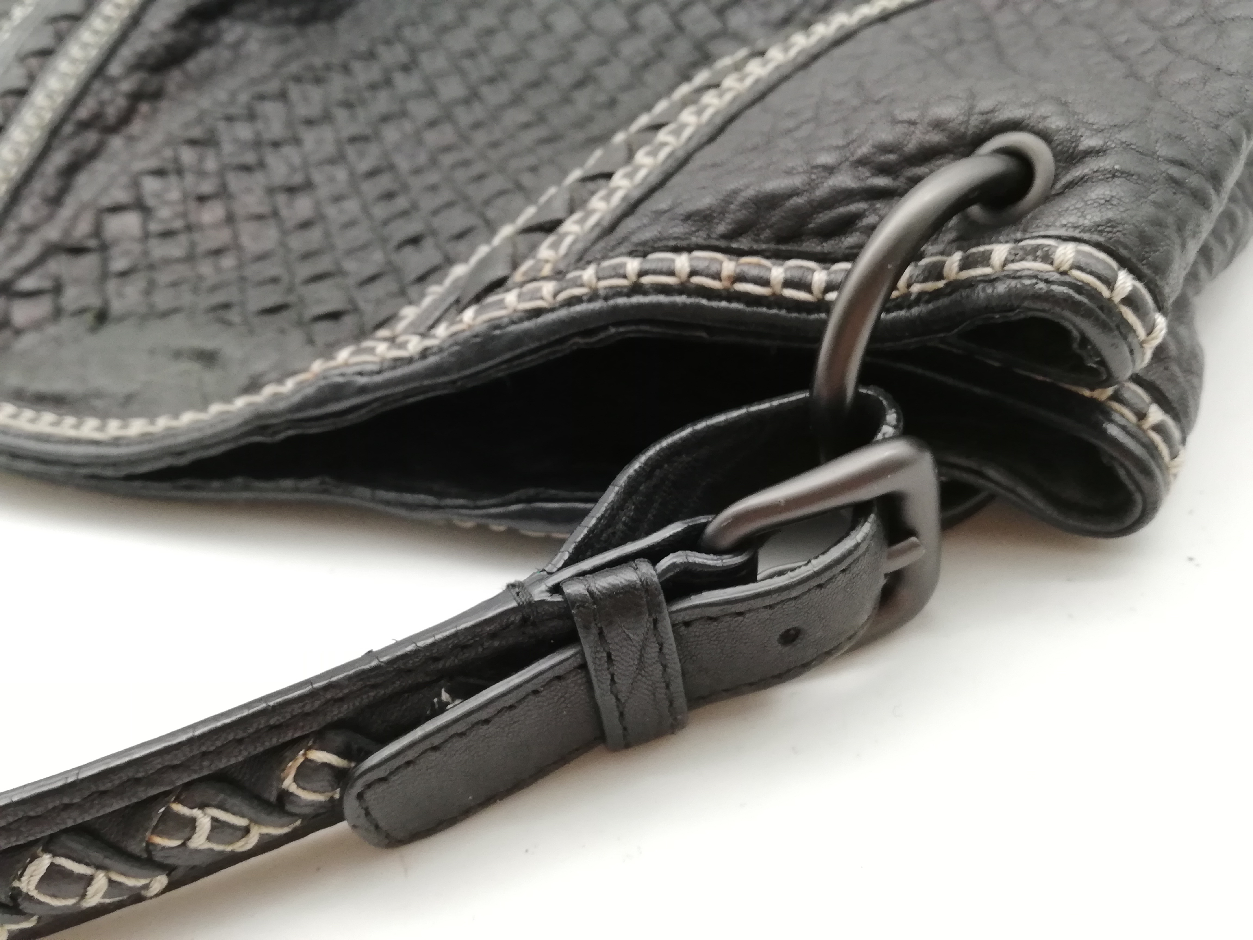 Cervo Intrecciato Black Shoulder Bag — view 11