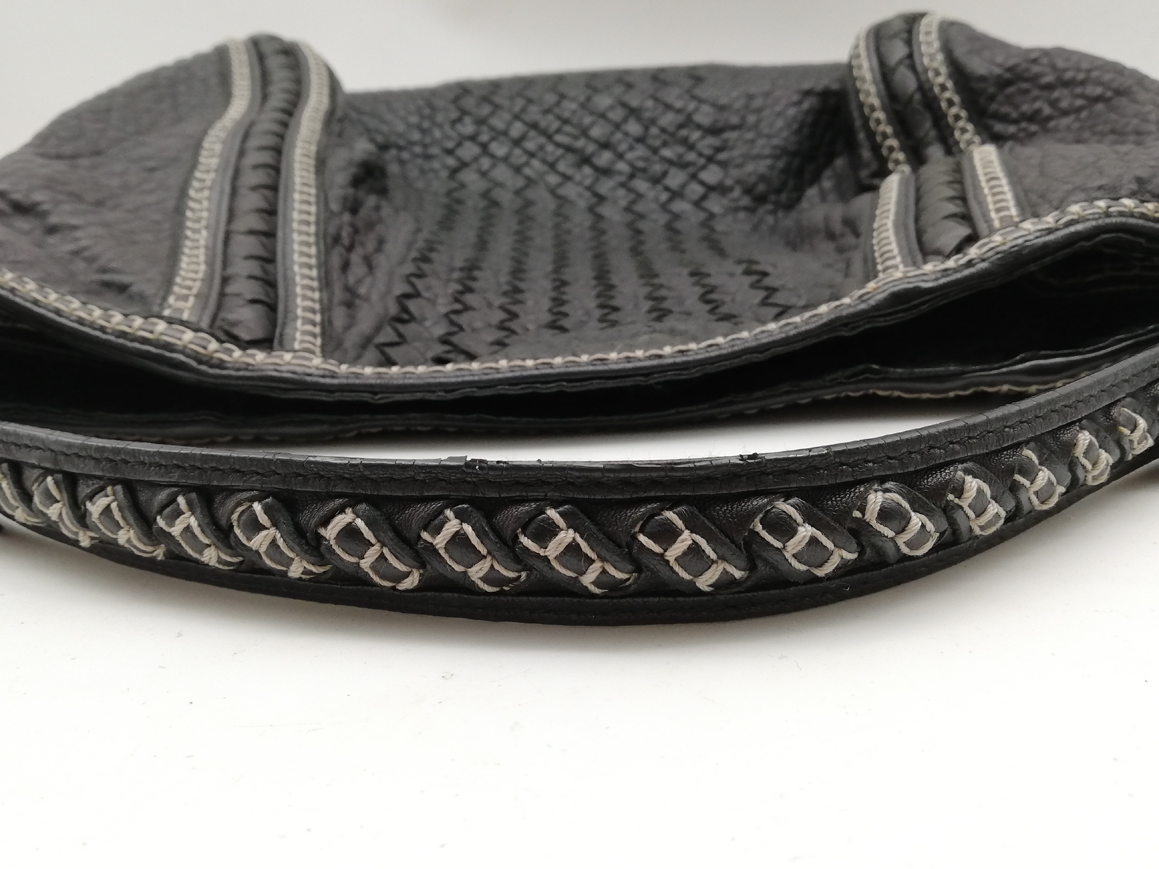 Cervo Intrecciato Black Shoulder Bag — view 6