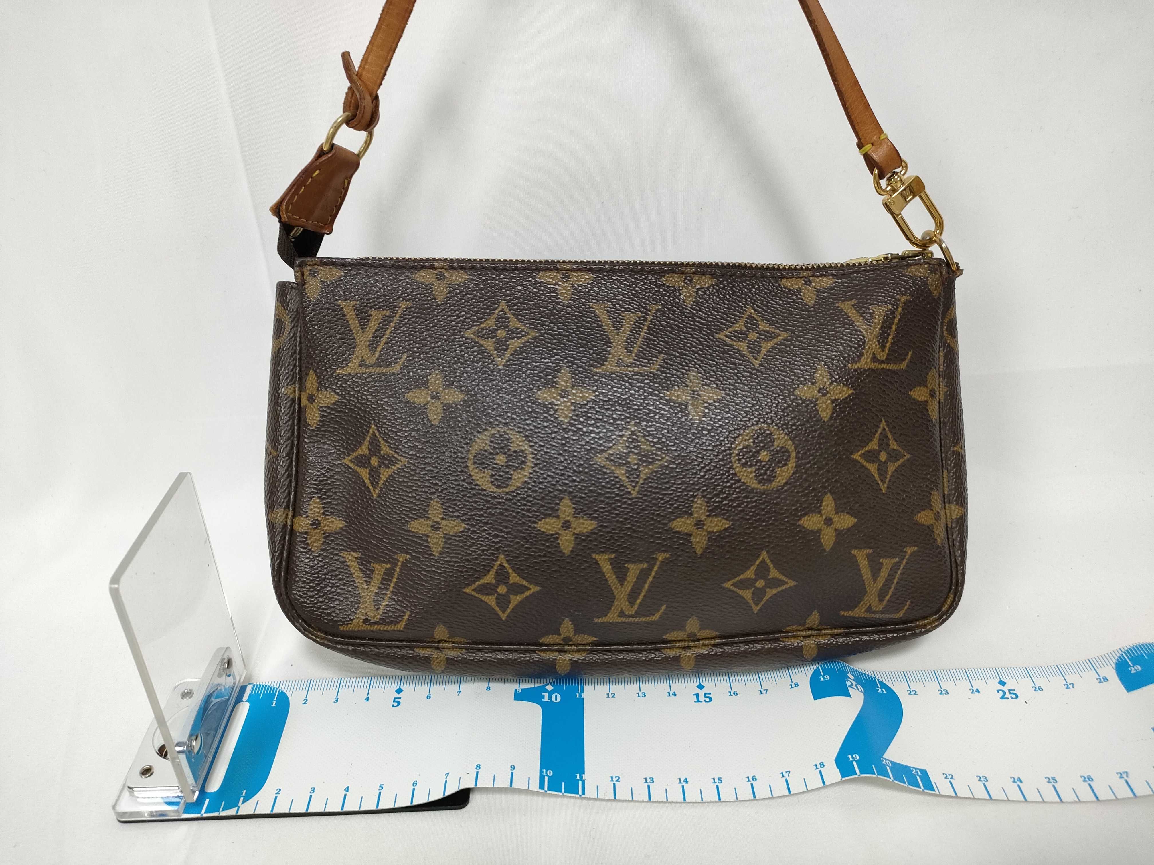 Monogram Accessoires Pouch — view 2