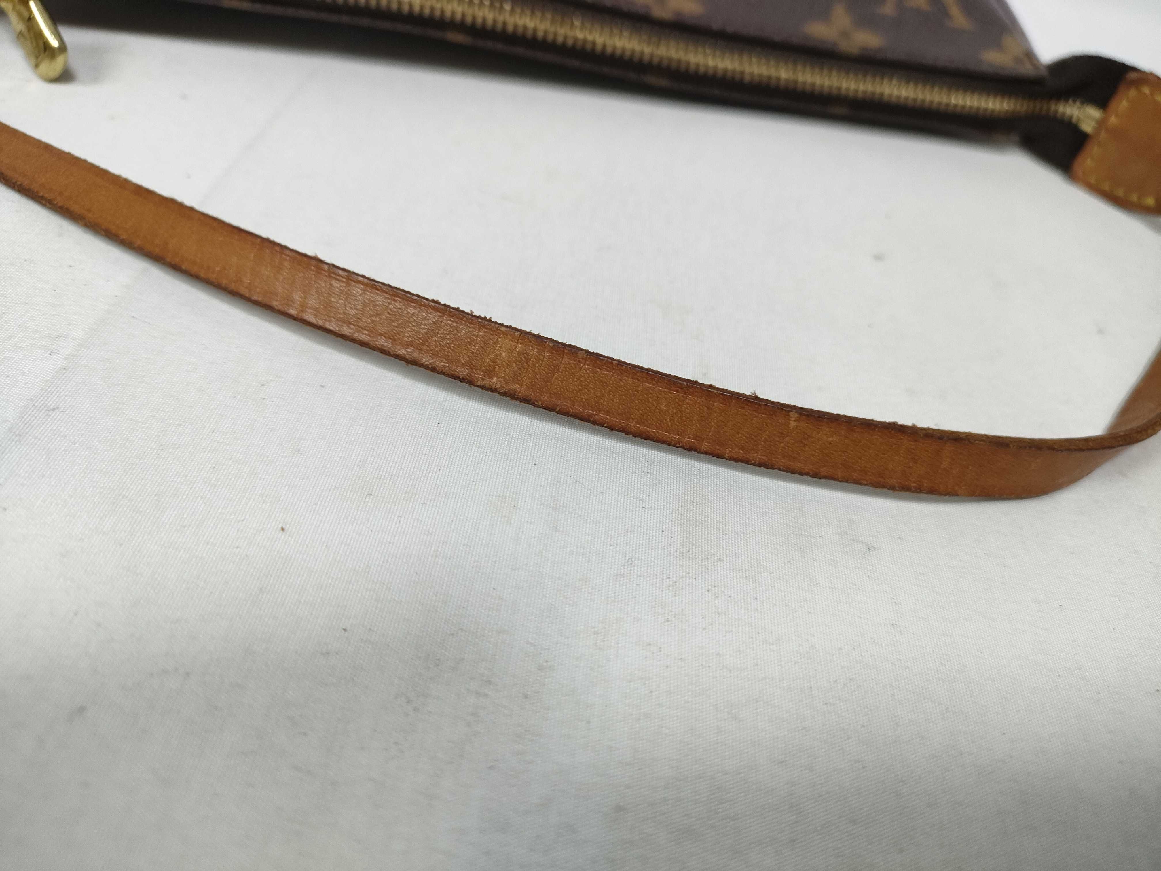 Monogram Accessoires Pouch — view 12