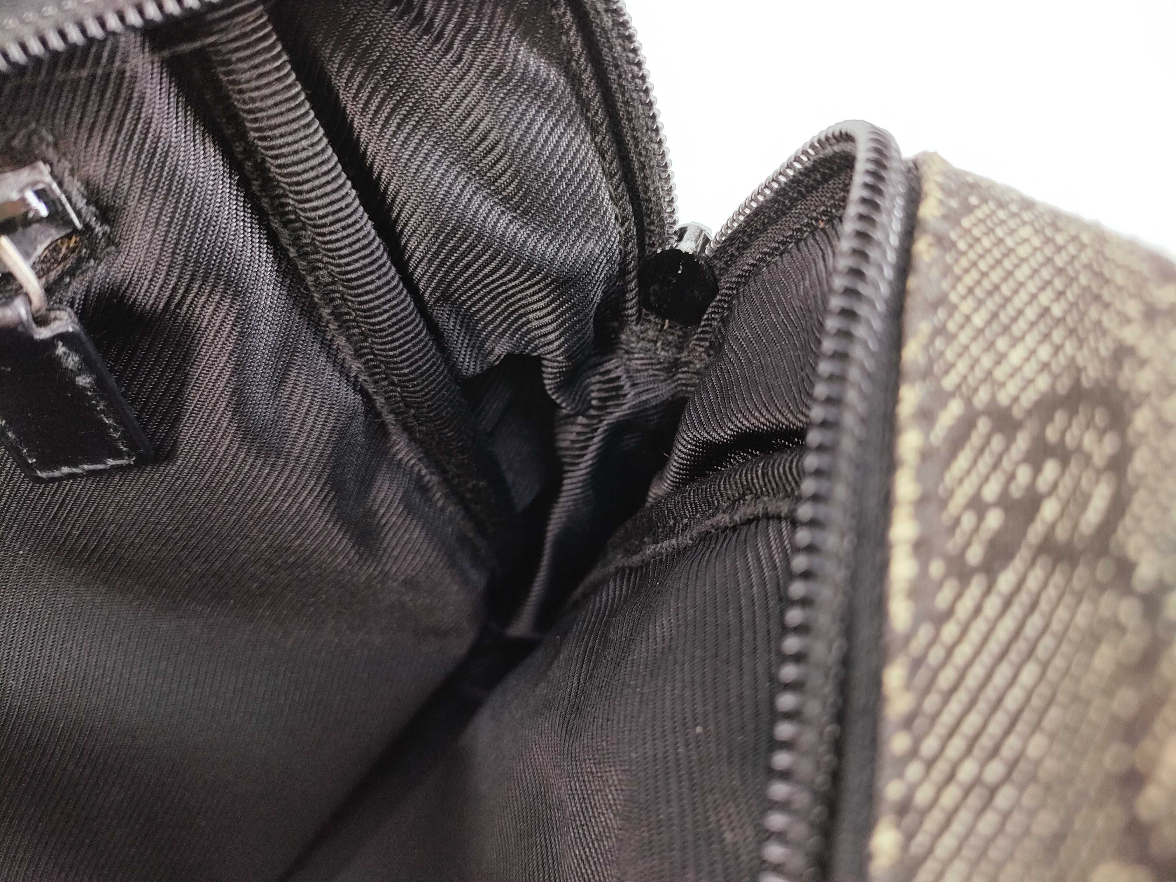 GG Canvas Shoulder Bag 03136002058 — view 10