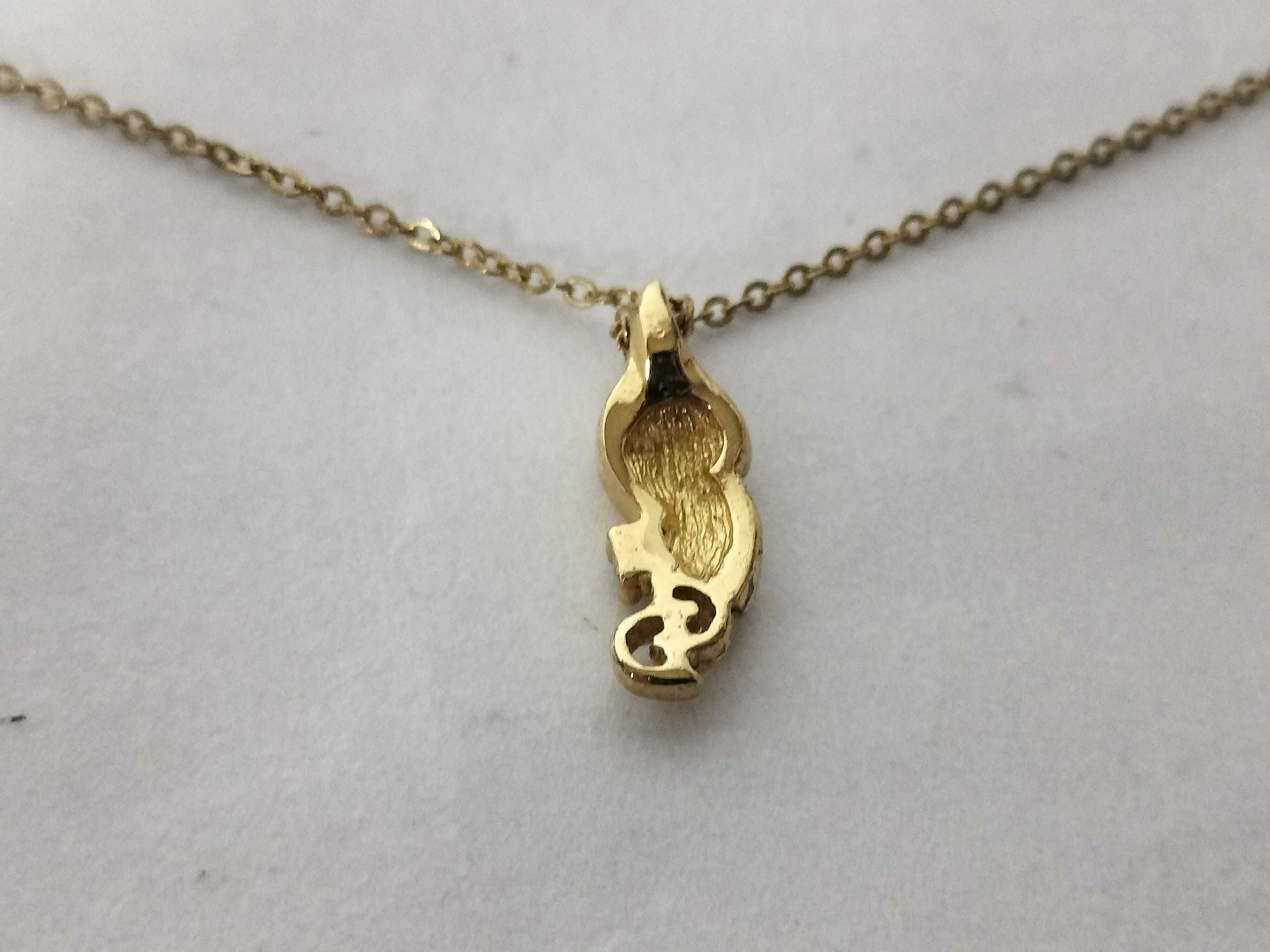 necklace — view 2