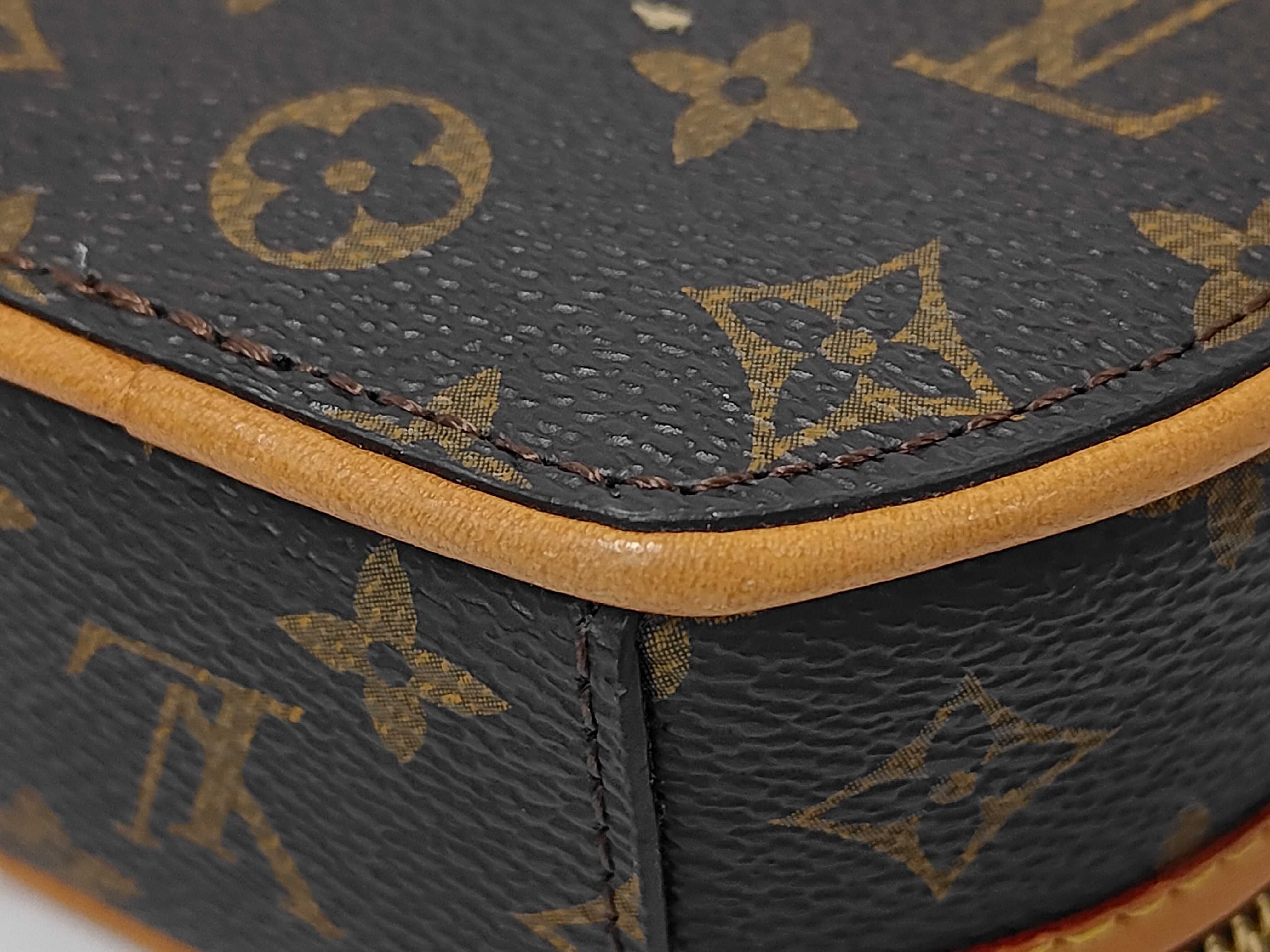 Boite Chapeau Chain Shoulder Bag — view 6