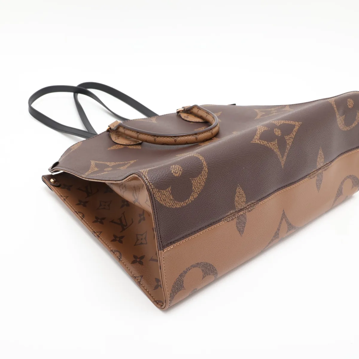 Giant Monogram Reverse OnTheGo MM M45321 Brown (RFID detected) — view 4