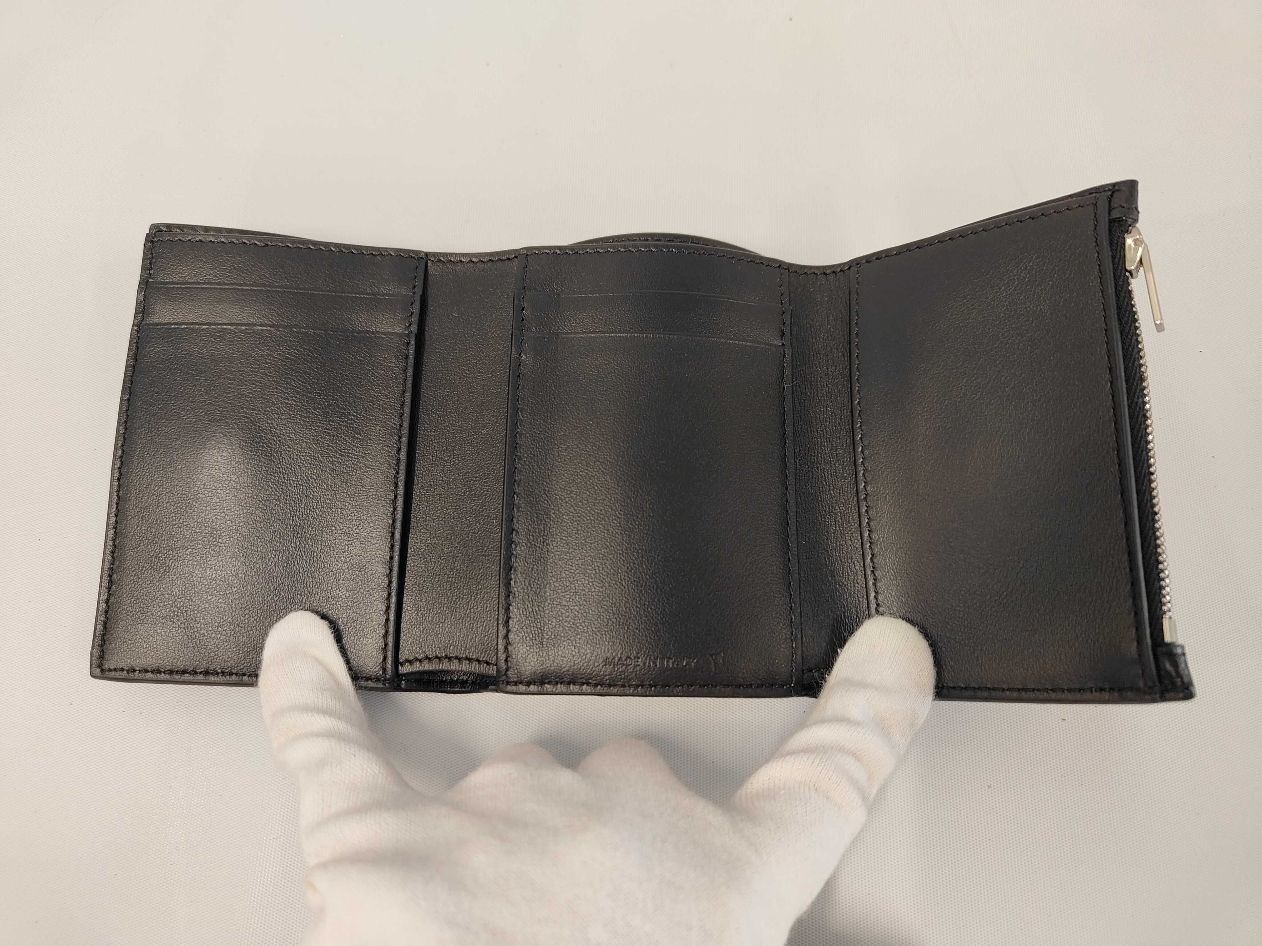 Unused Compact Wallet — view 7