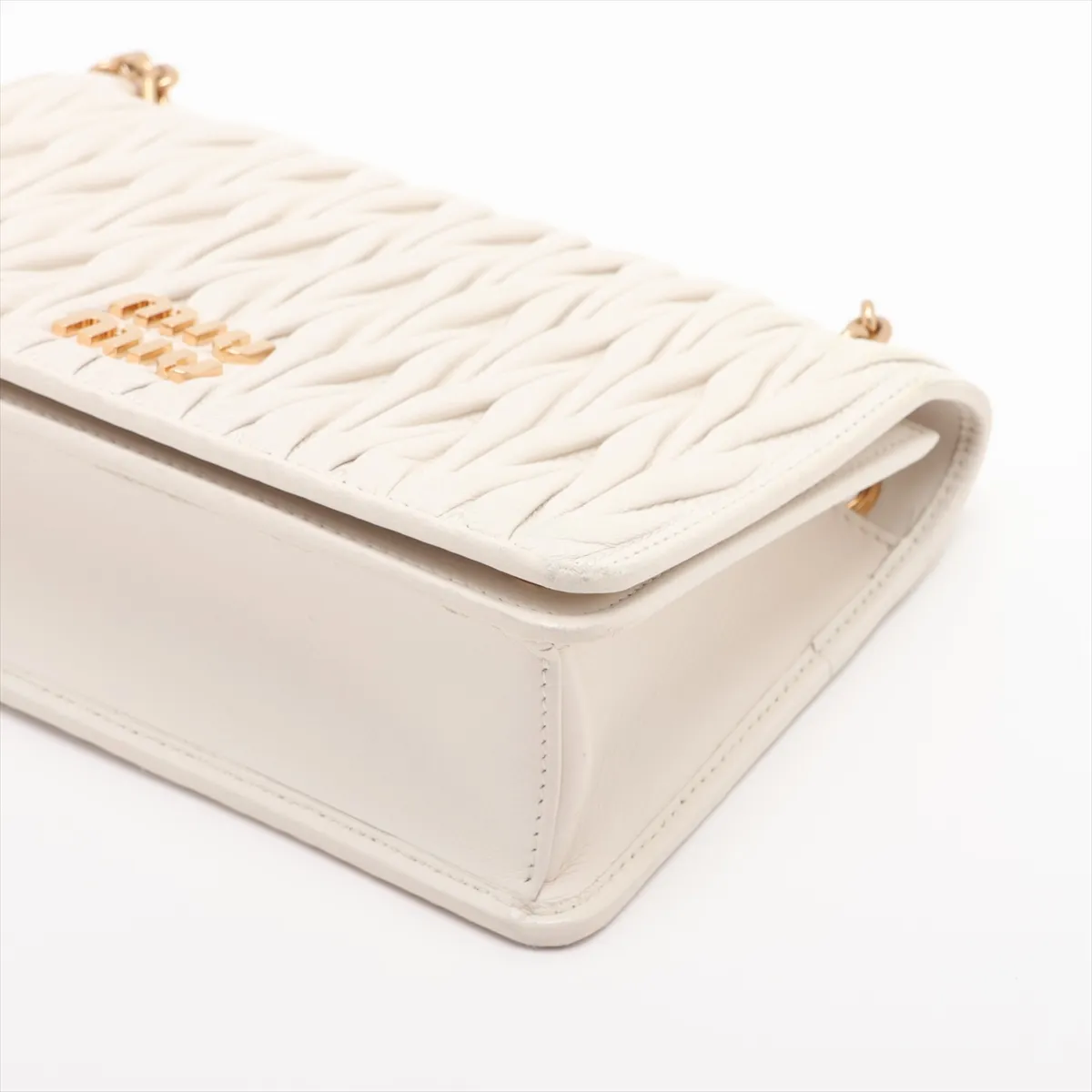 Matelassé Leather Chain Shoulder Bag, White — view 3