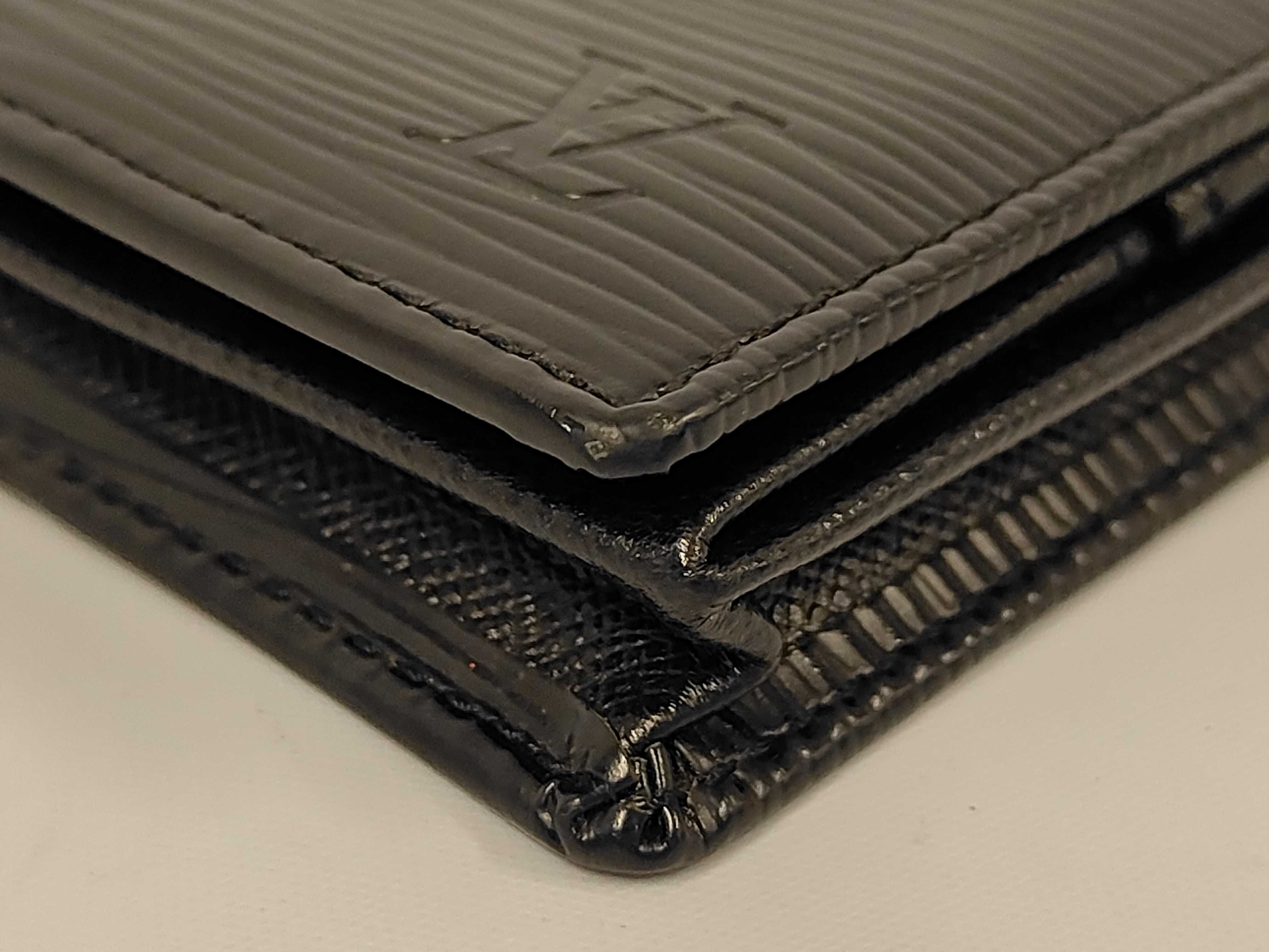 LV M63692 Epi Portemonnaie Coin Case — view 3
