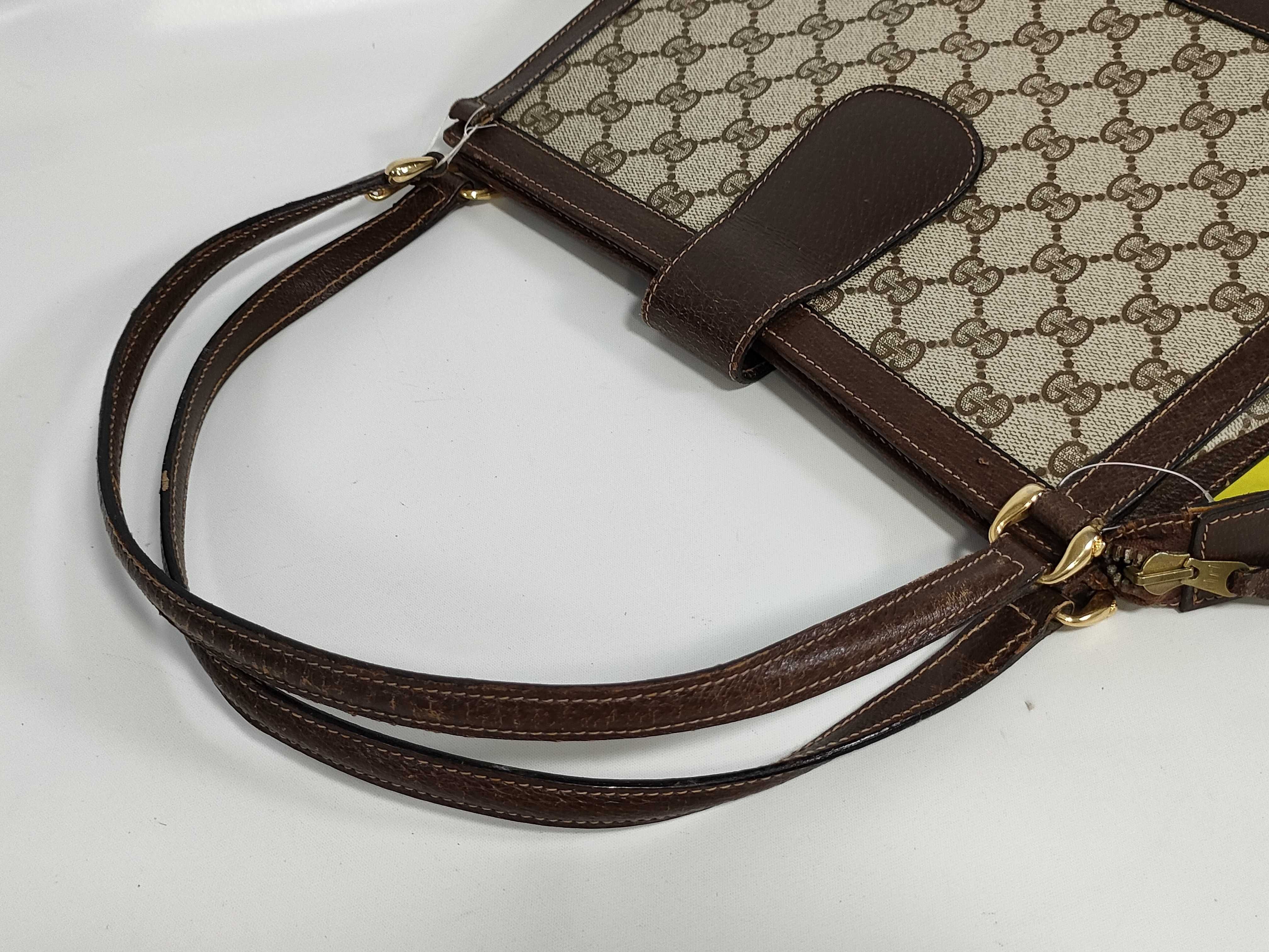 GG Supreme Old Tote Bag GG Handbag — view 3