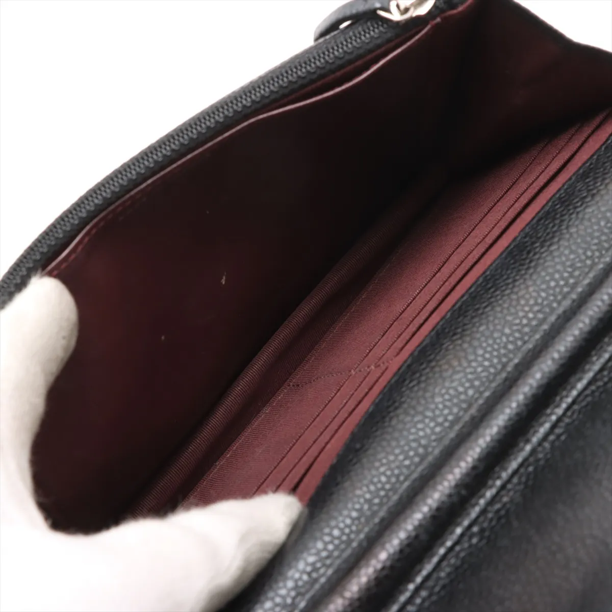 Matelassé Caviar Skin Chain Wallet, Black with Silver Hardware, 21744695, Serial Number 21 — view 6