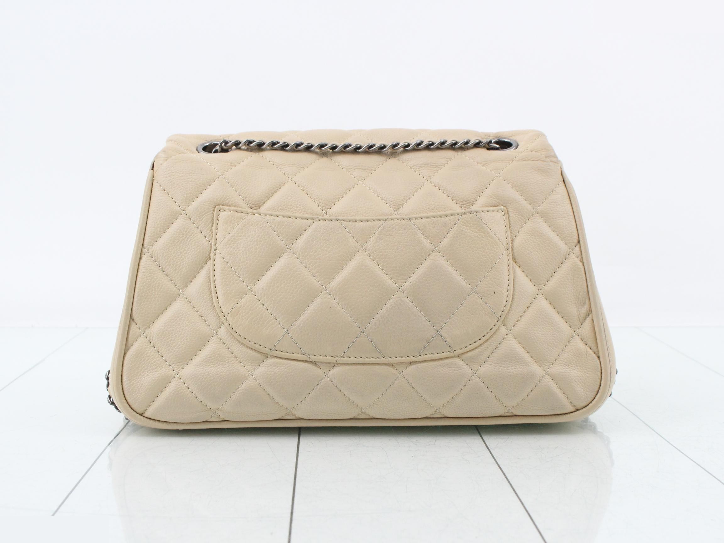 Matelassé (bag) - Shoulder bag — view 2