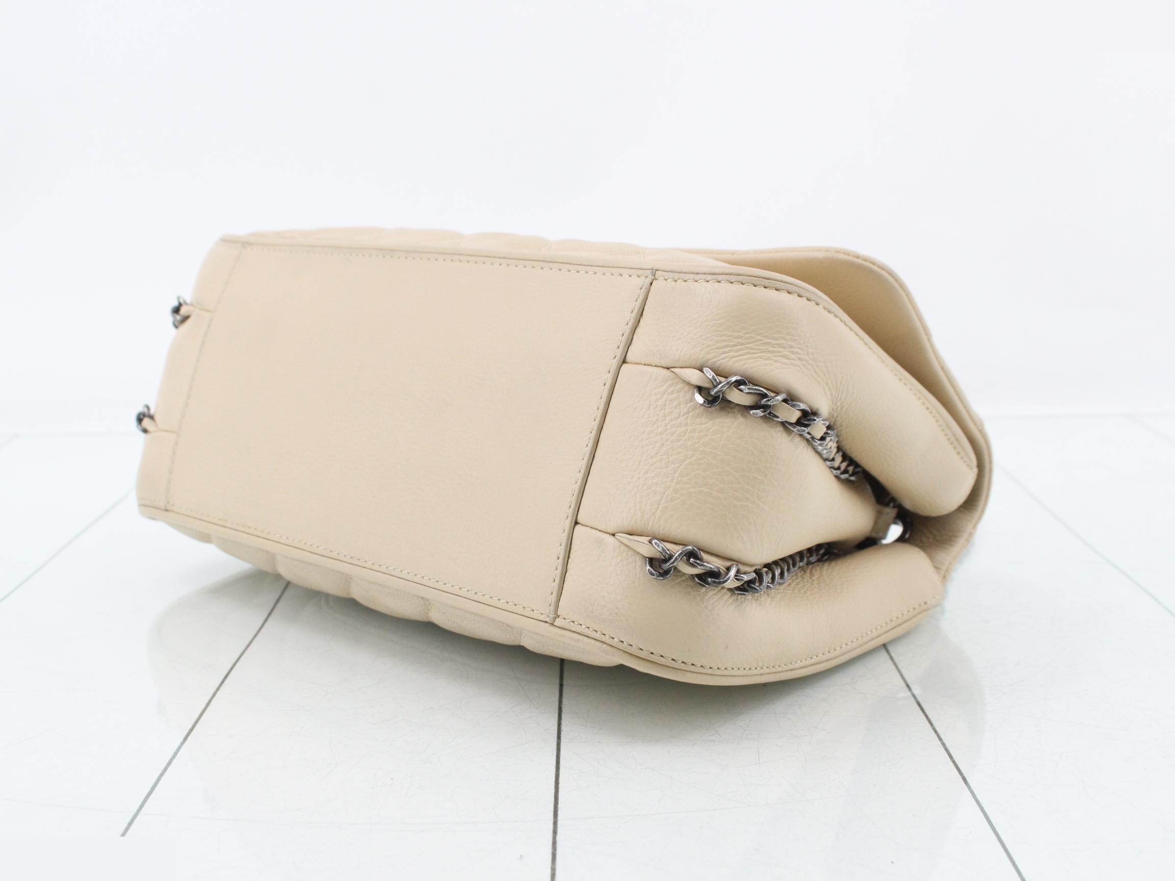 Matelassé (bag) - Shoulder bag — view 6