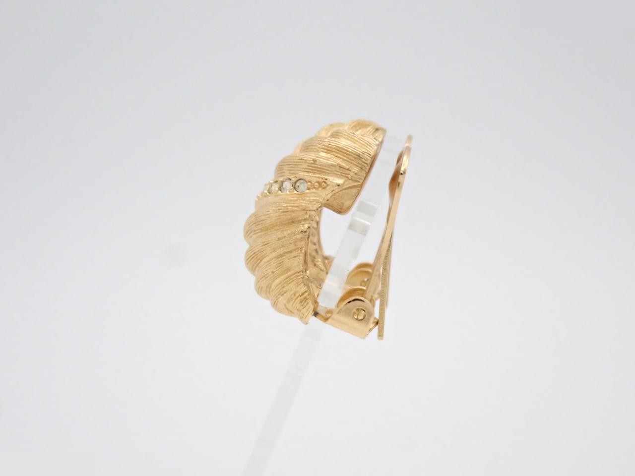 Earrings — view 3