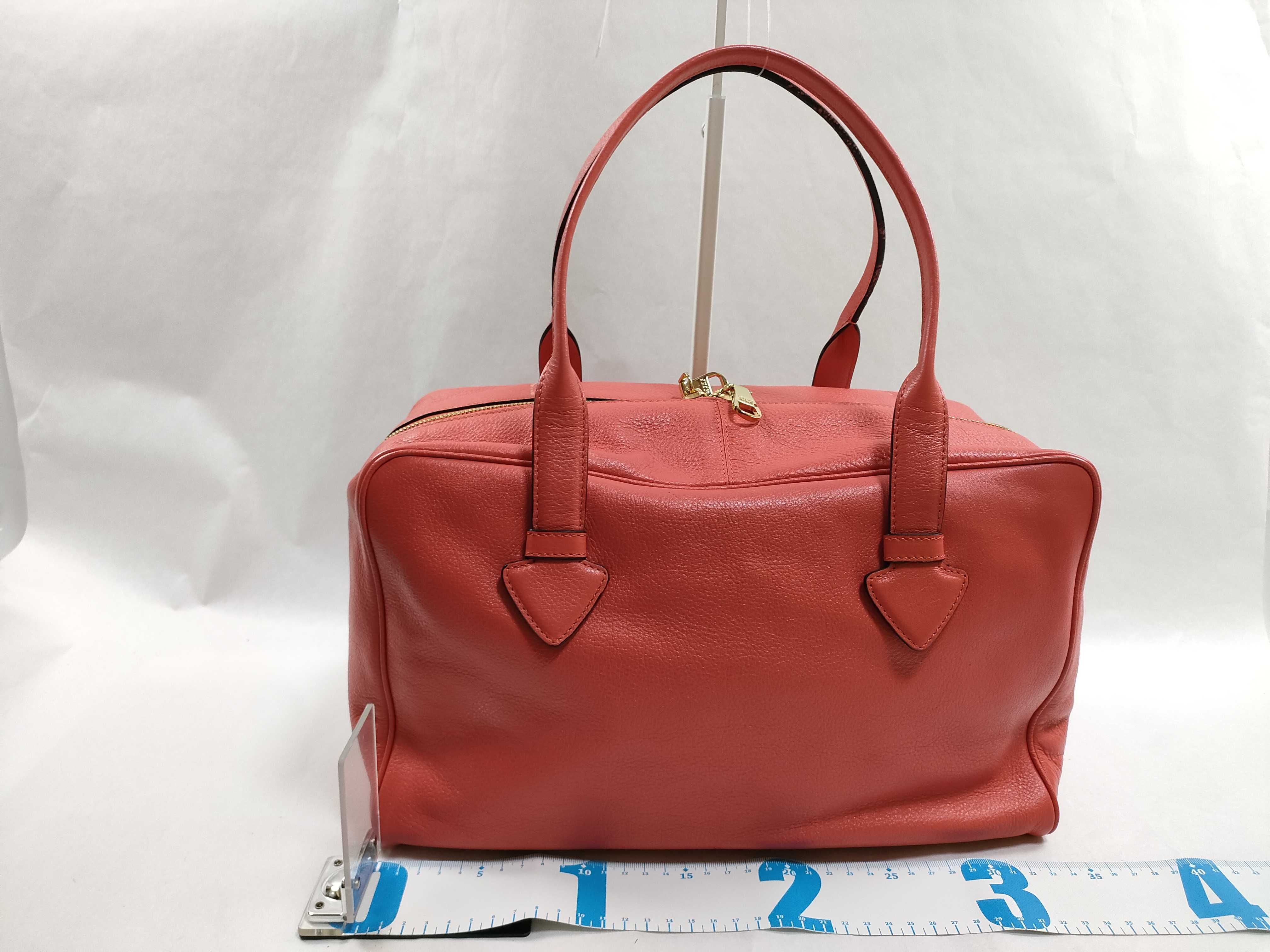 Heritage Handbag. Accessories: Dust bag. — view 2