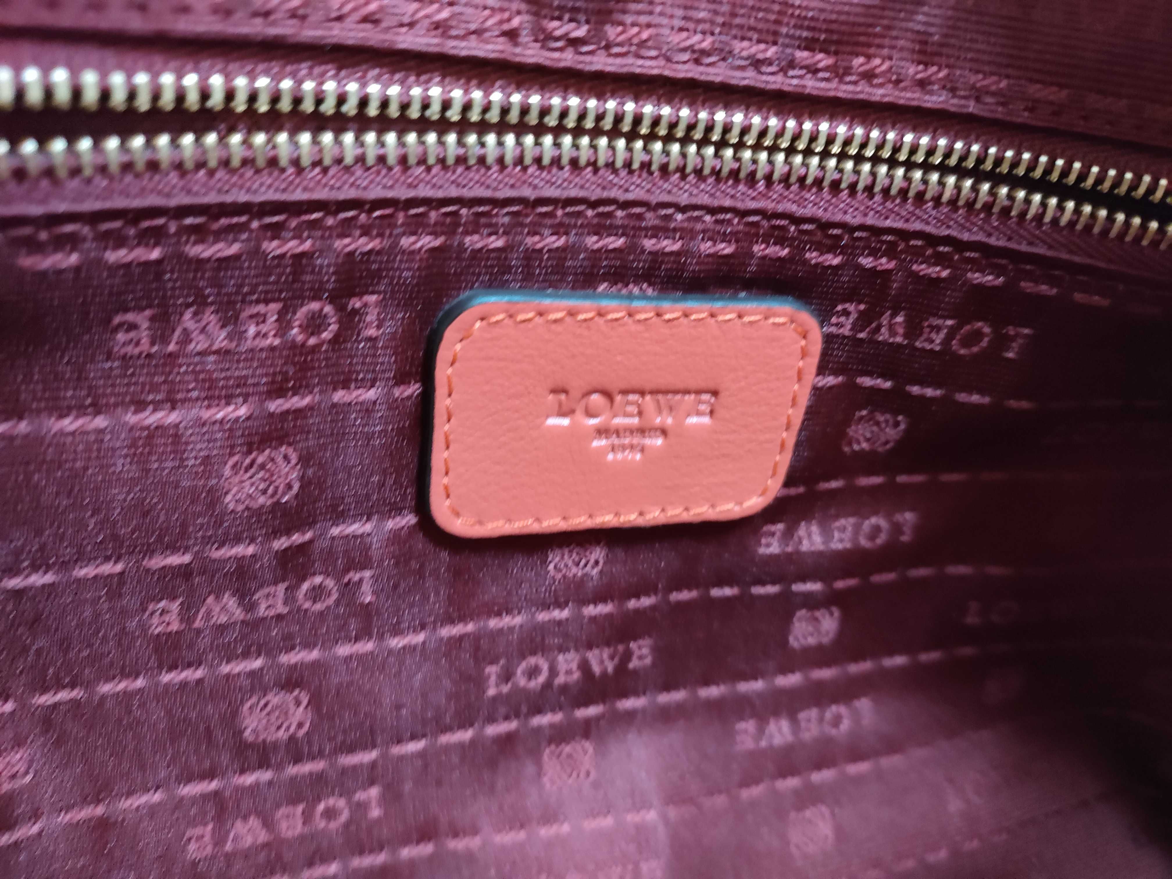 Heritage Handbag. Accessories: Dust bag. — view 11