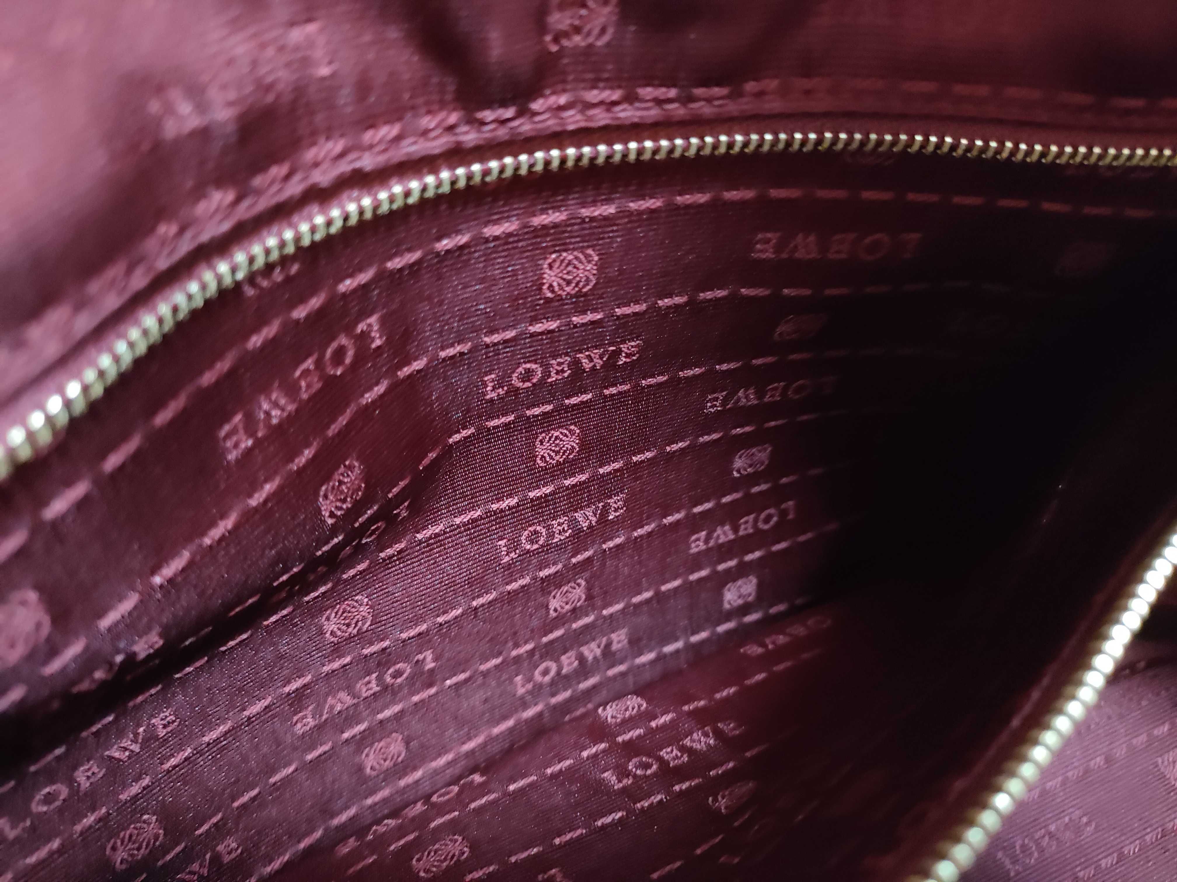 Heritage Handbag. Accessories: Dust bag. — view 12
