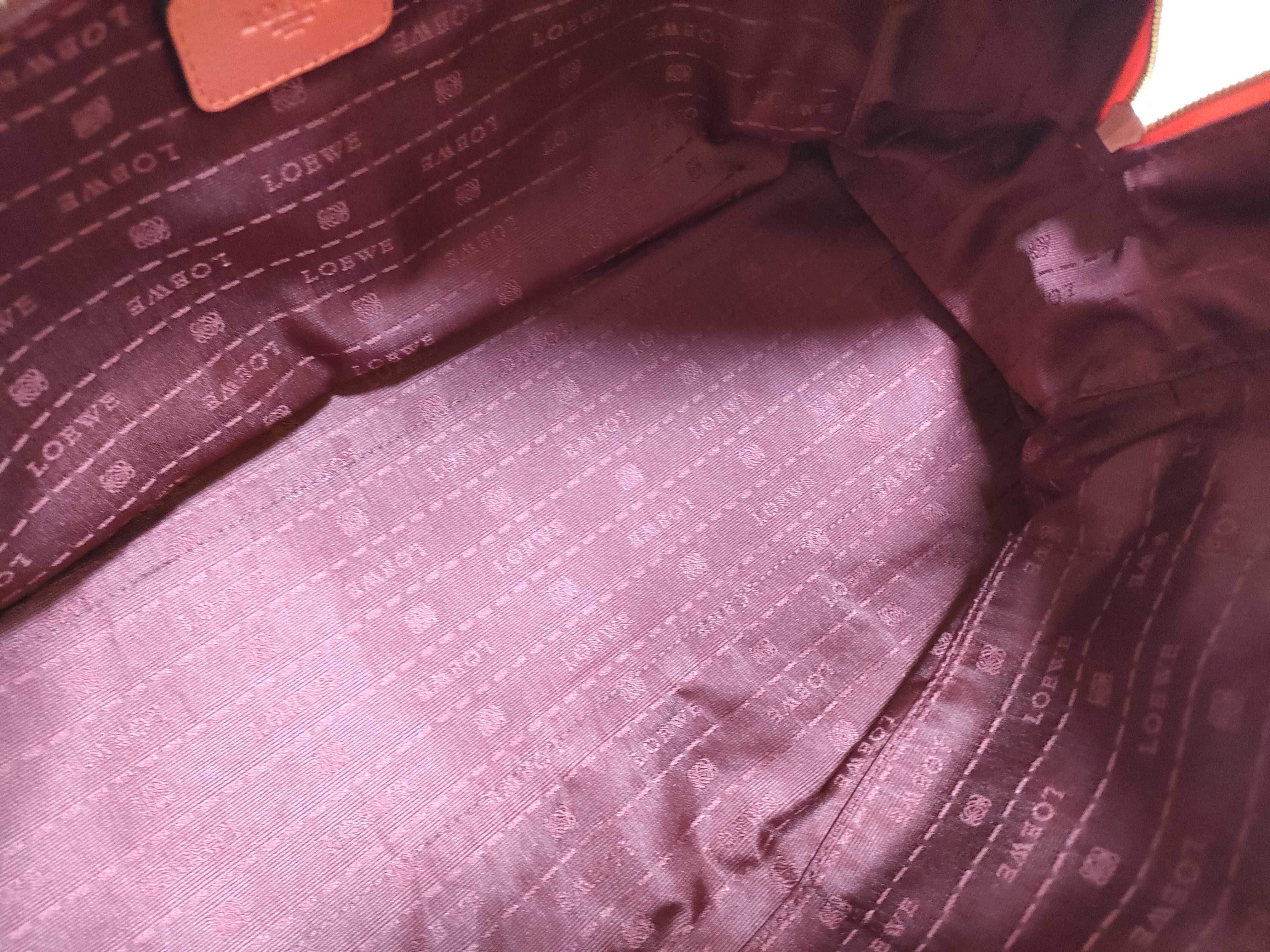 Heritage Handbag. Accessories: Dust bag. — view 10