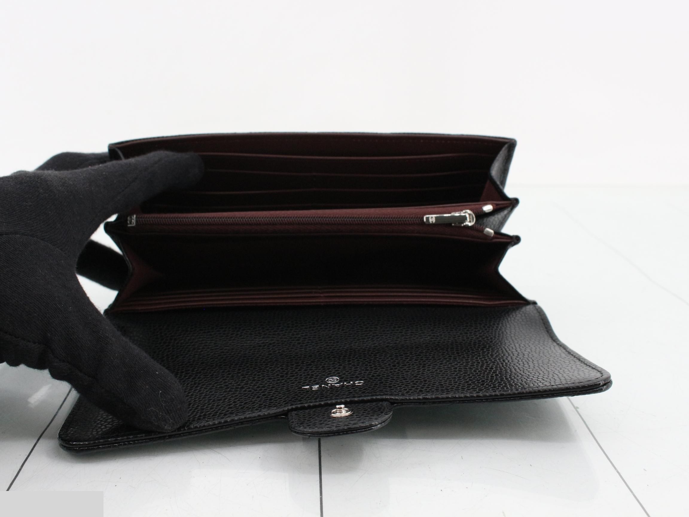 Matelassé (bags) and wallets — view 4