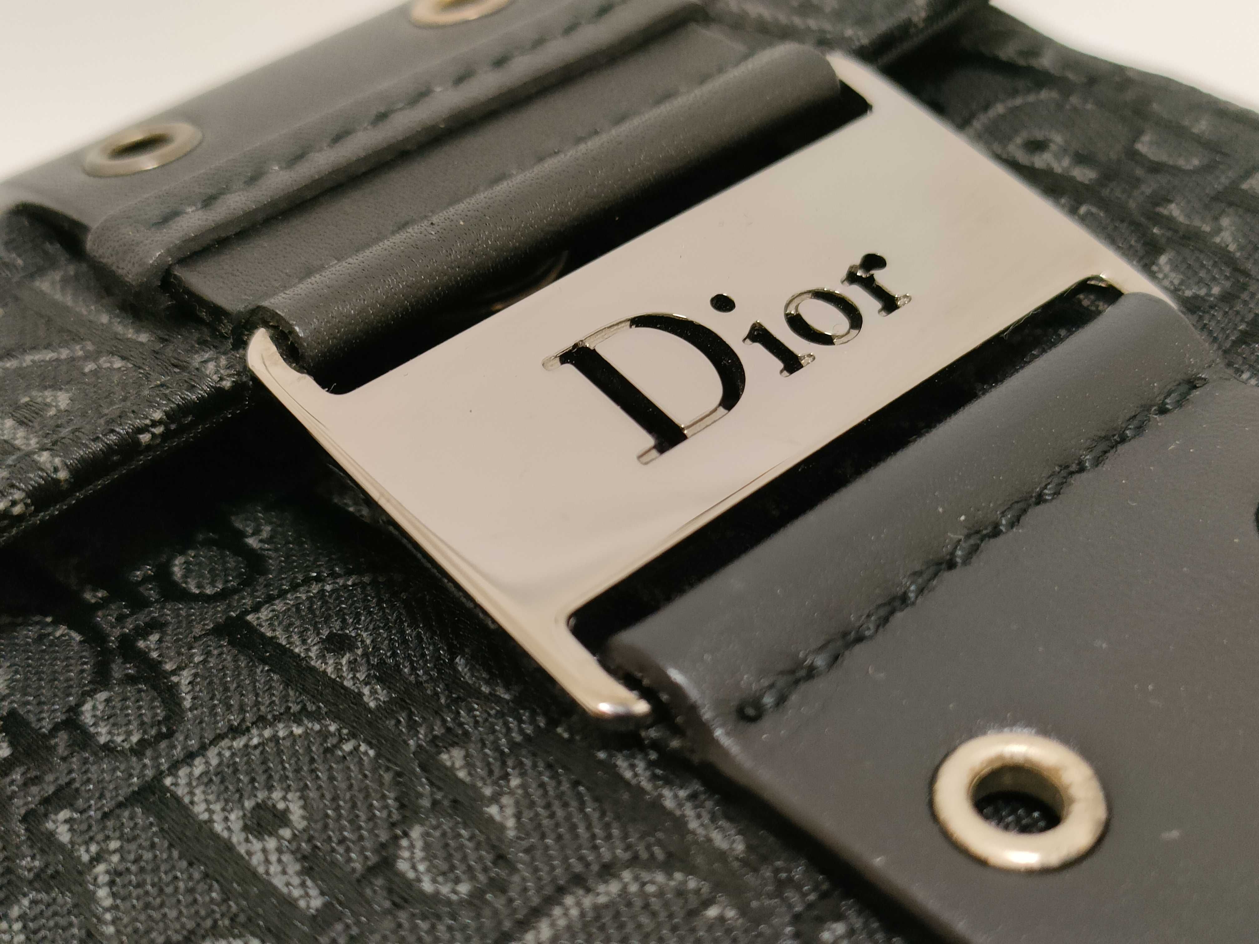 Trotter Street Chic Vanity Bag, Black — view 15