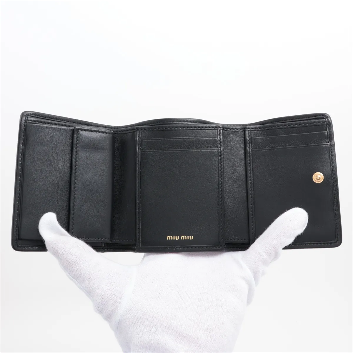 Matelasse Leather Compact Wallet Black — view 4