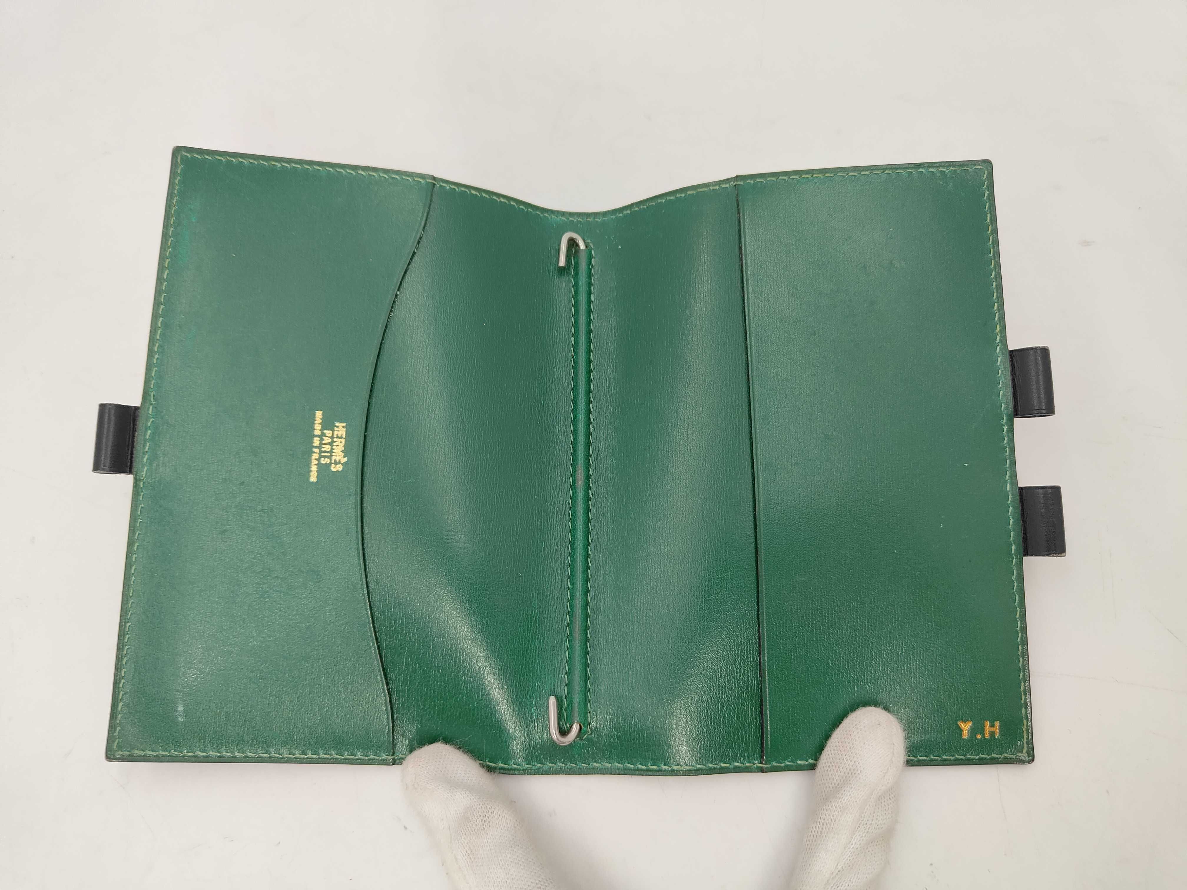 Agenda GM Initial Dark Green Notebook Cover — view 7