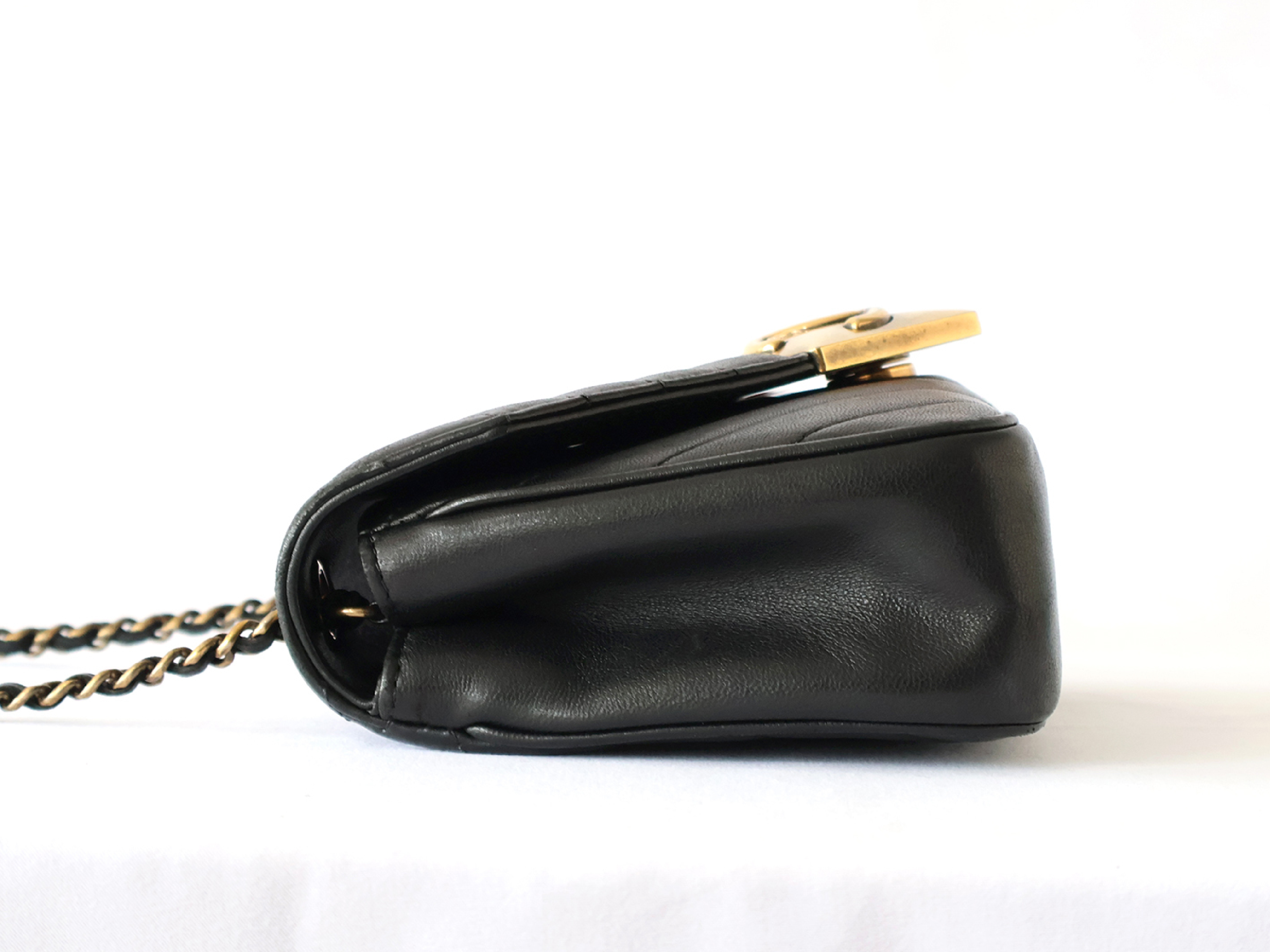 with original seal, serial number 21-series, V-stitch, lambskin chain shoulder bag, black. — view 6
