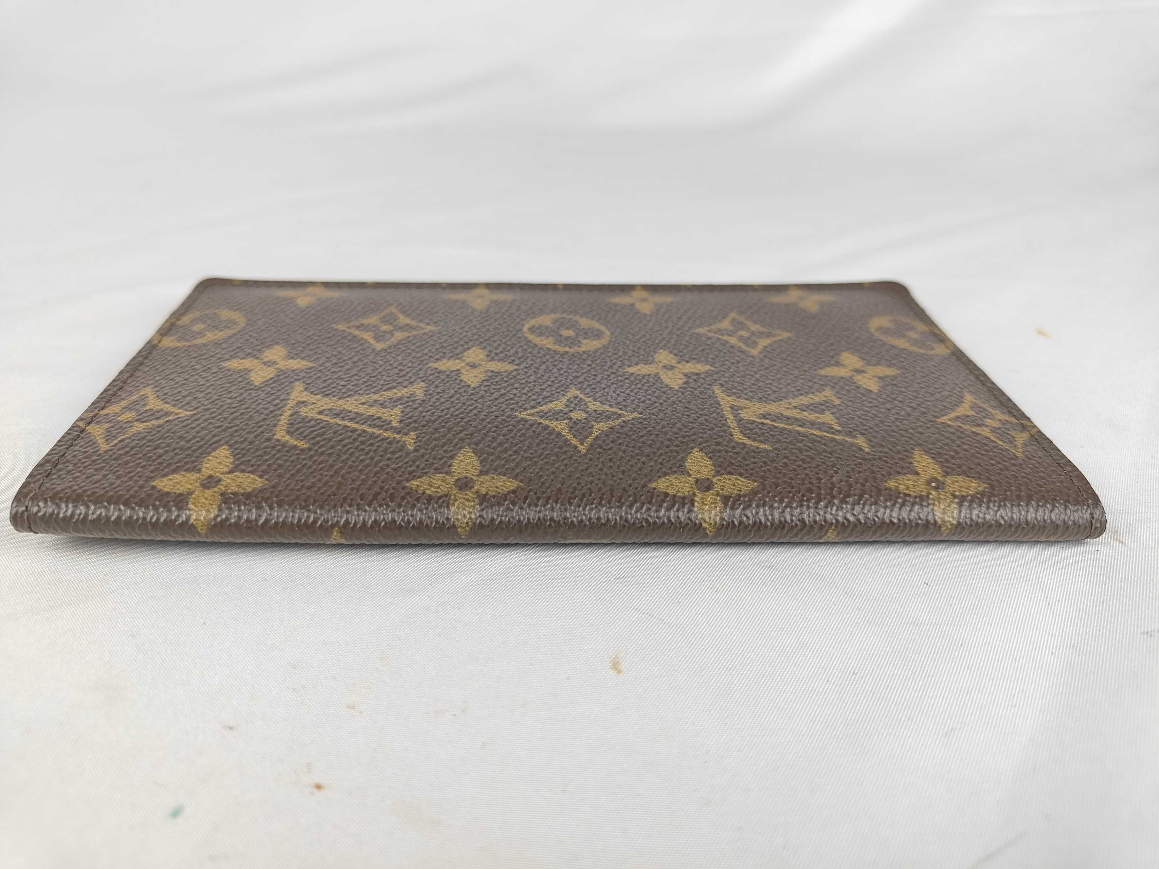 Monogram M60825 Monogram Porte-Cartes Credit Wallet — view 3