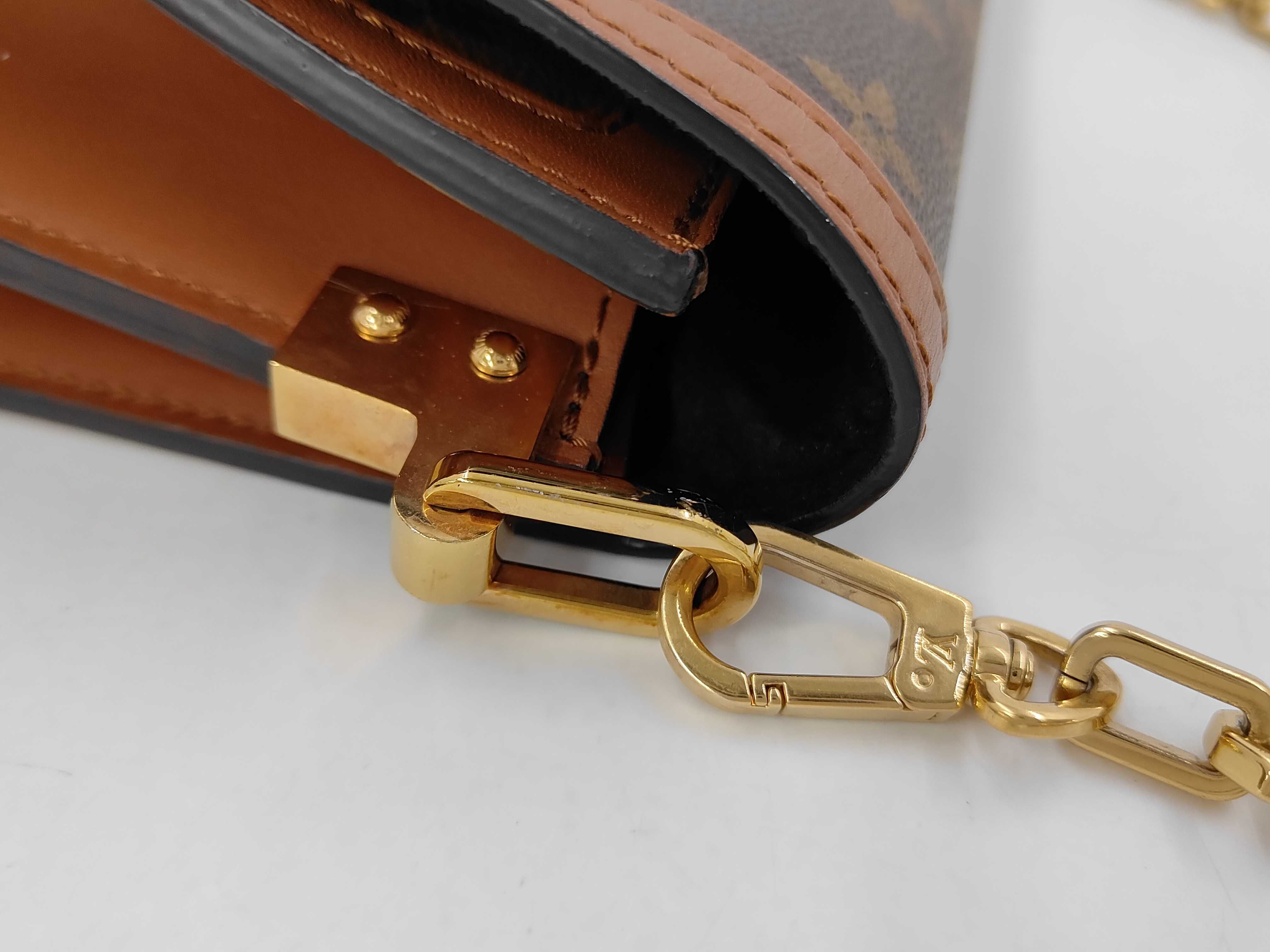 Monogram Louis Vuitton Dauphine MM M44391 Shoulder Bag — view 7
