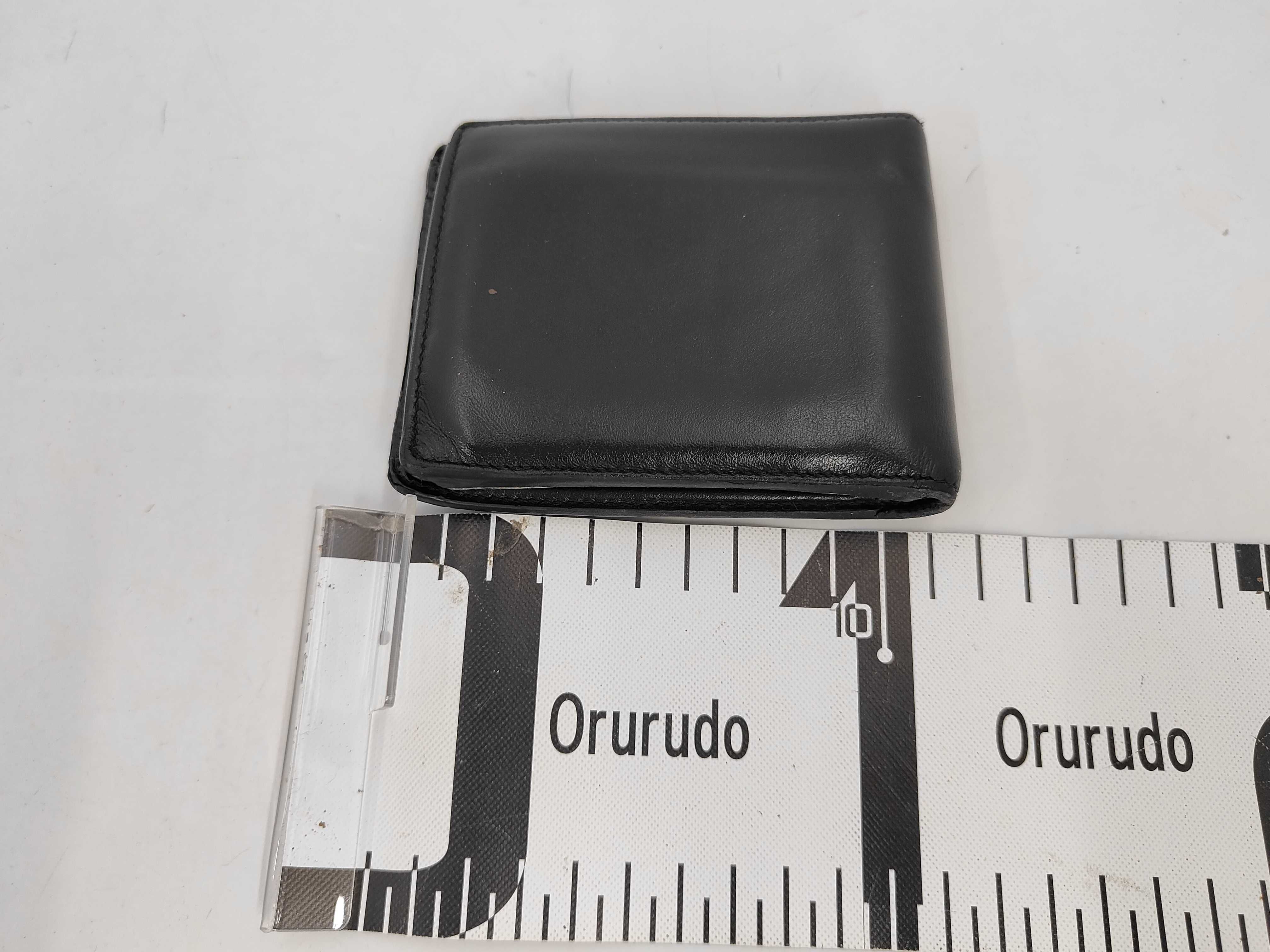 Tri-fold Wallet, Logo Plate, Leather, Black — view 2