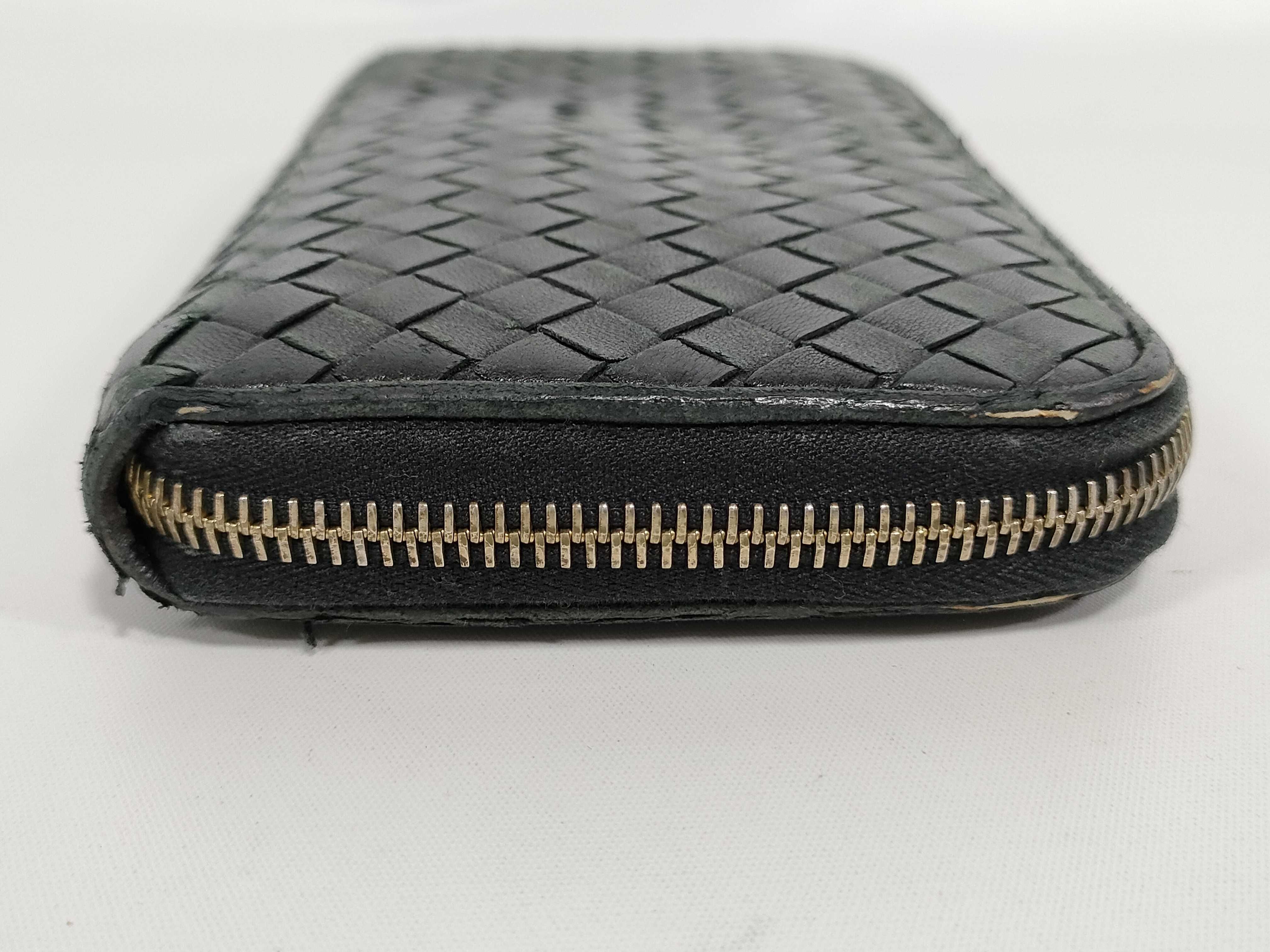 Intrecciato Long Wallet Round Wallet — view 3