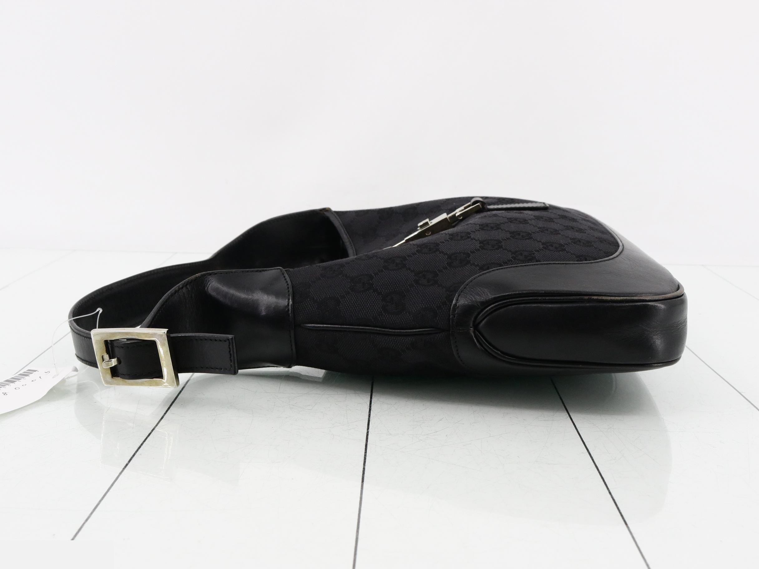 GG Canvas Jackie Shoulder Bag — view 4