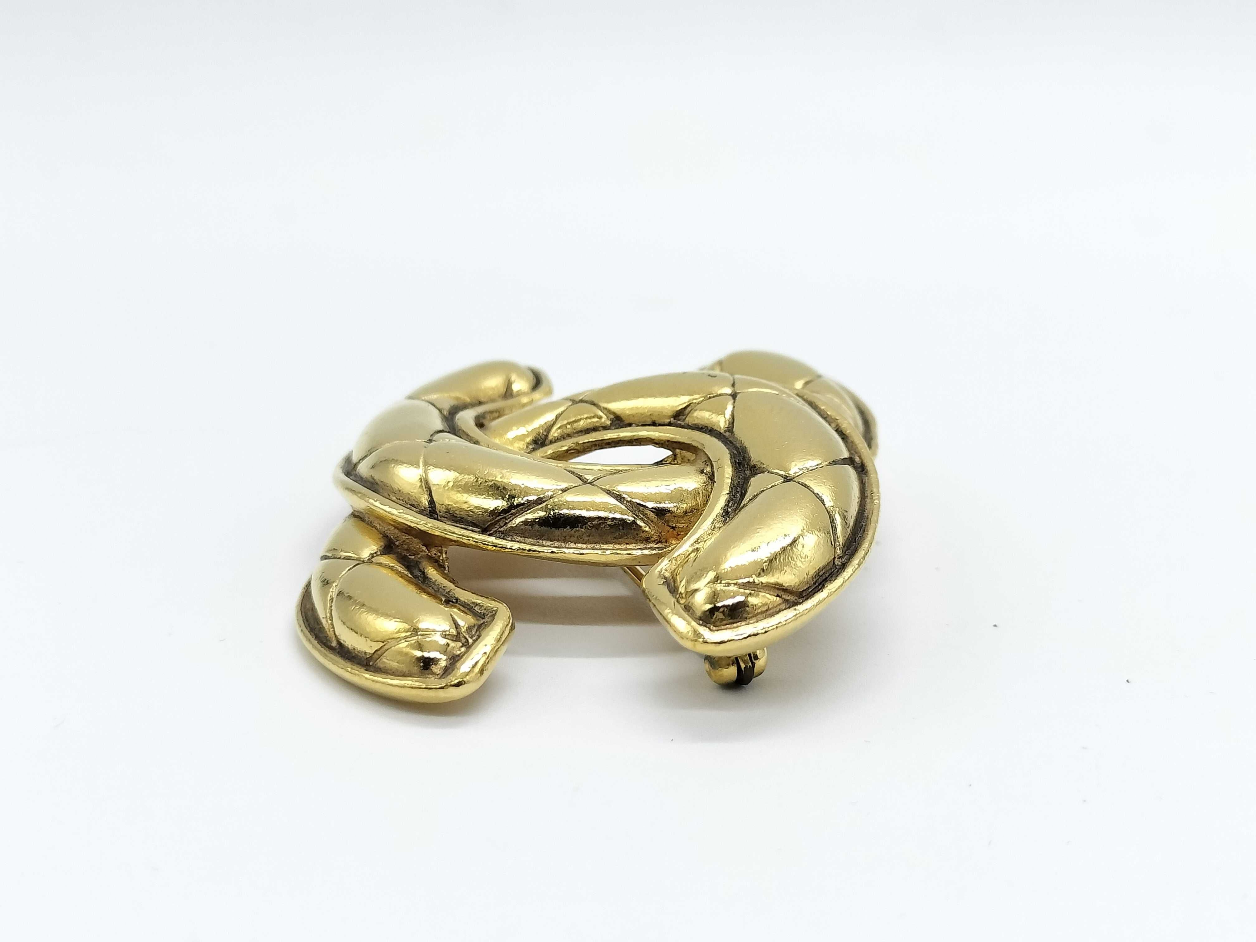 Matelassé Coco Brooch Matelassé Brooch — view 2