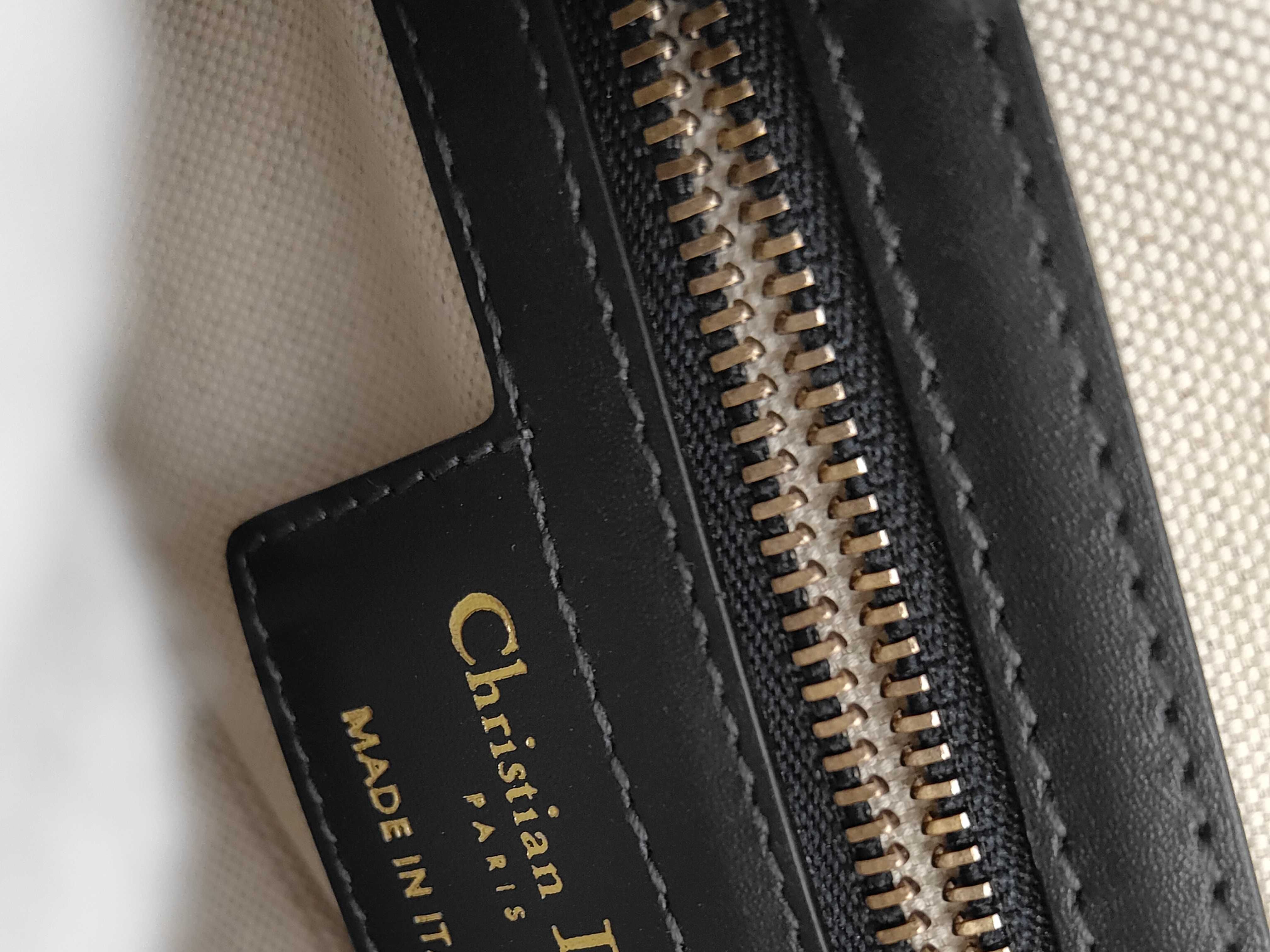 Saddle Medium Oblique M0446CTZQ_M928 Handbag — view 10