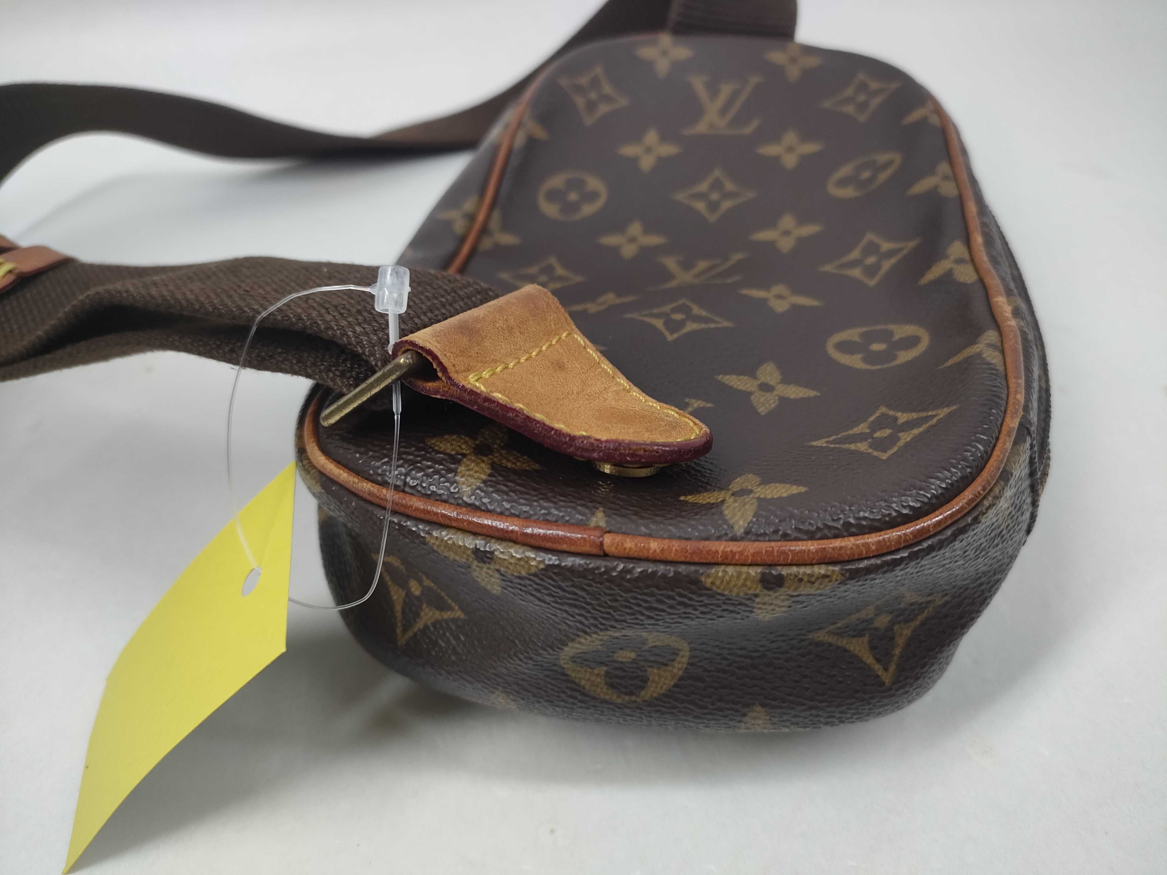 Monogram M51870 Monogram Pogette Ganche Shoulder Bag — view 3