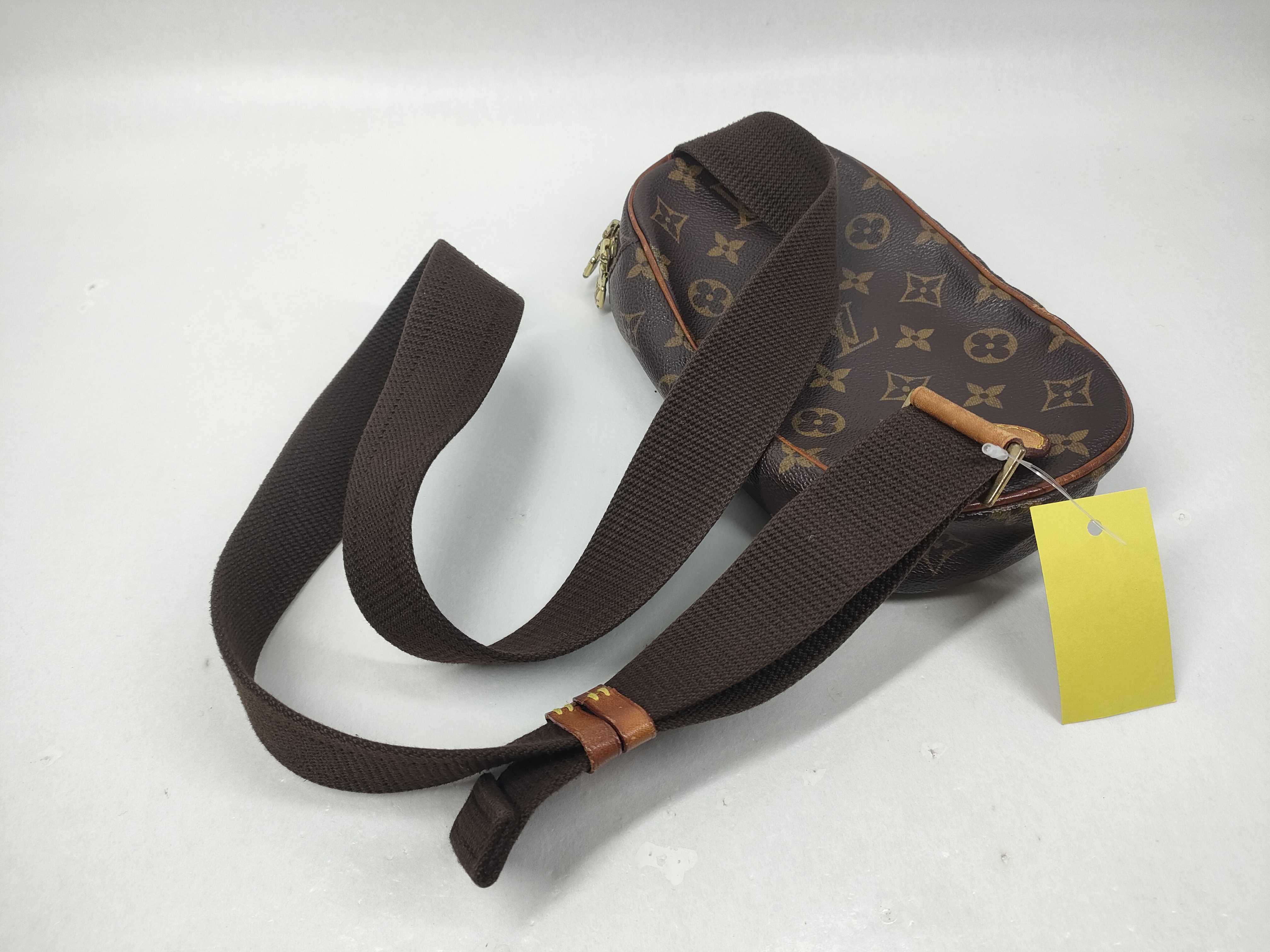 Monogram M51870 Monogram Pogette Ganche Shoulder Bag — view 4