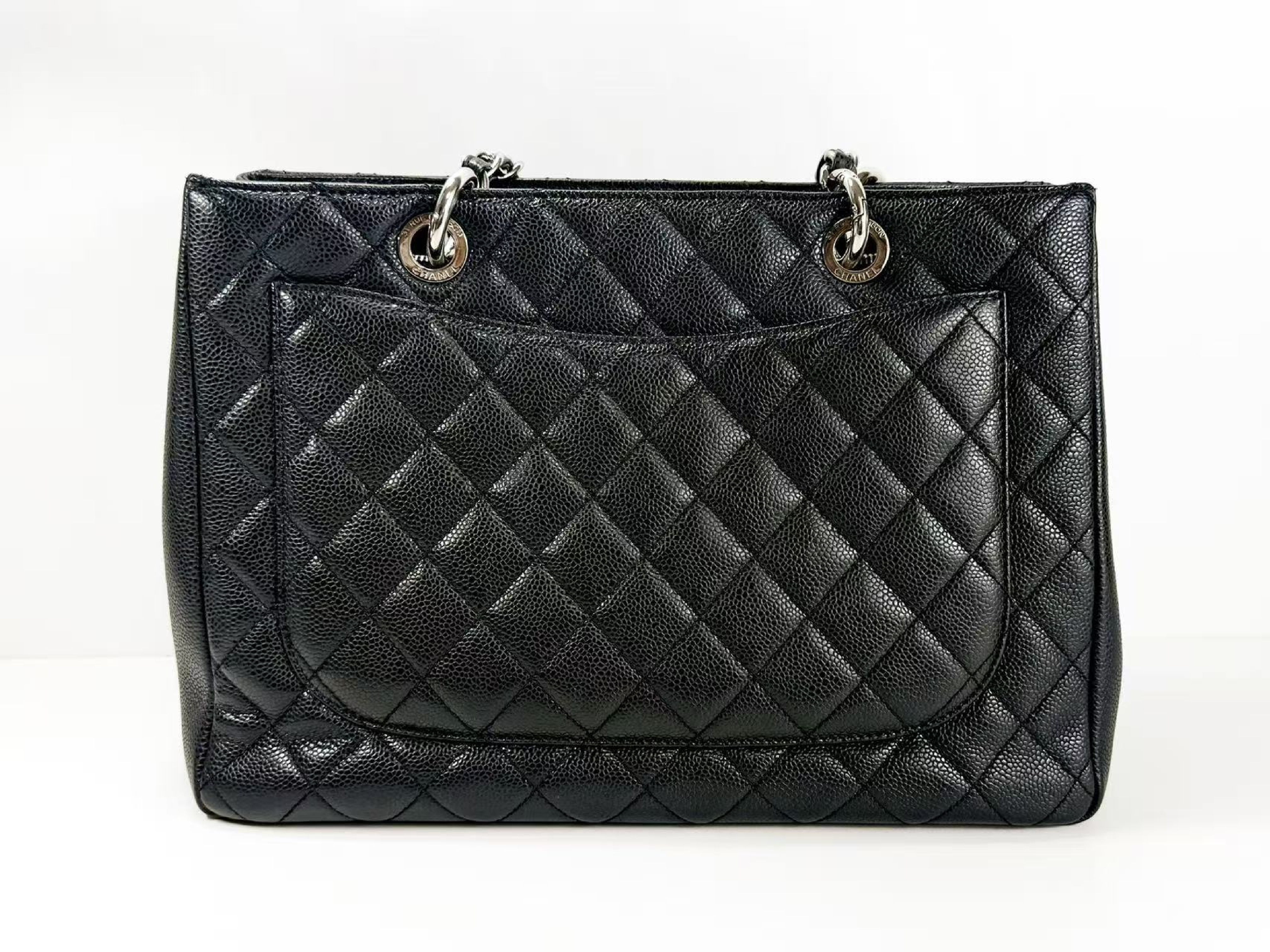 Black Caviar Skin Matelassé GST Tote Bag, W34/H23/D14cm (approx.), Serial Number 18-series, with dust bag and seal, silver hardware, chain tote, item number 18374901. — view 3